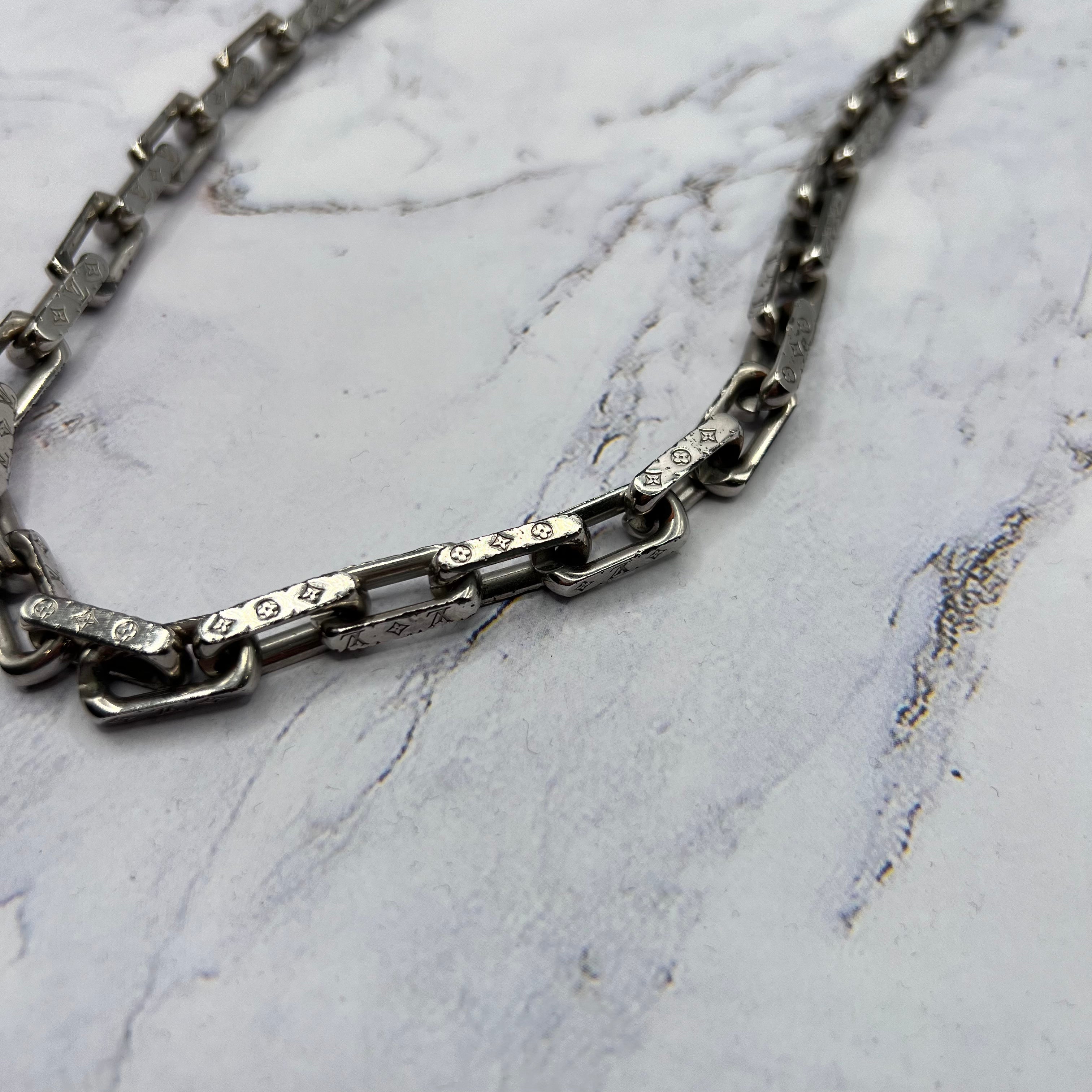 Louis Vuitton Monogram Chain (Lightly Worn)