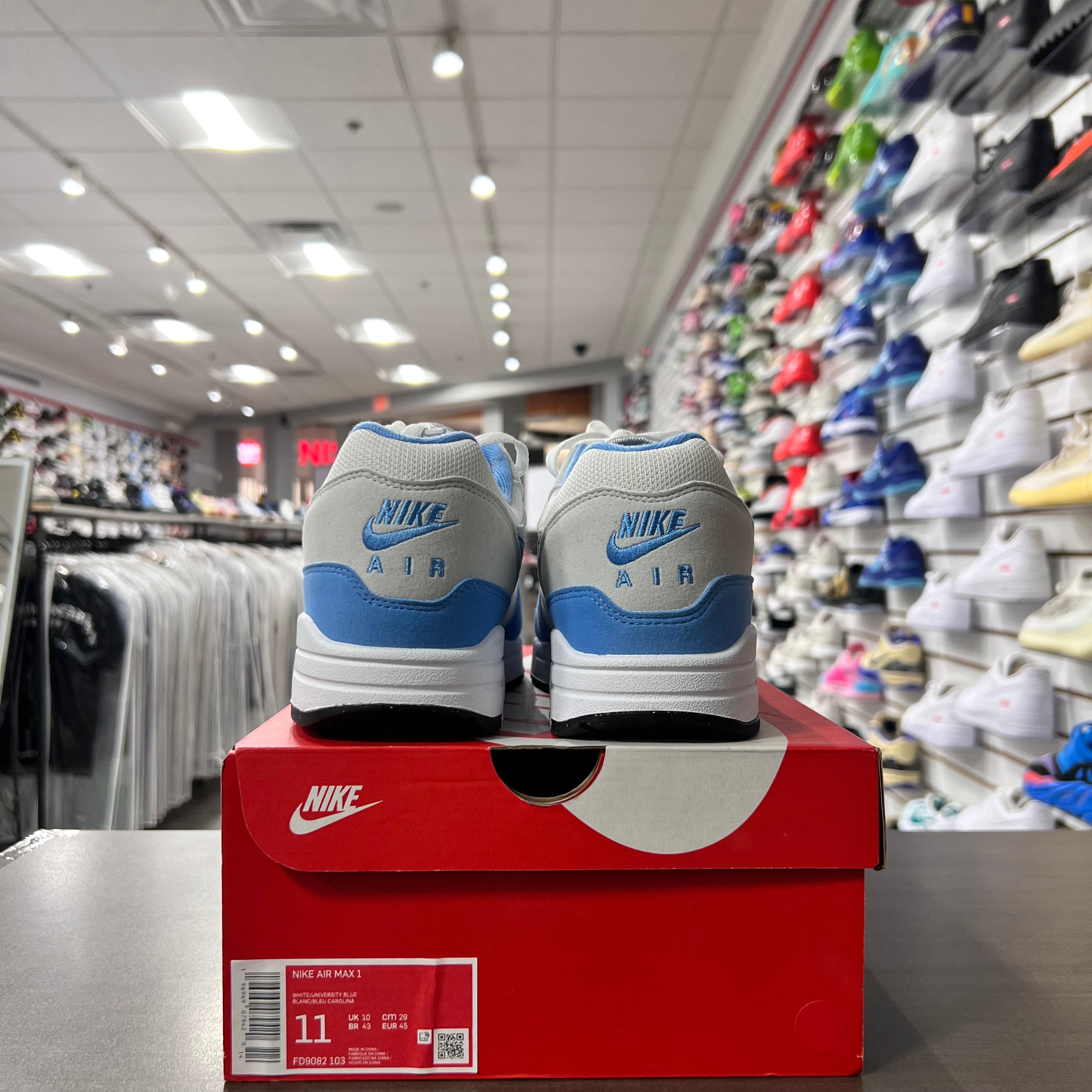 Nike Air Max 1 White University Blue (Lightly Worn)