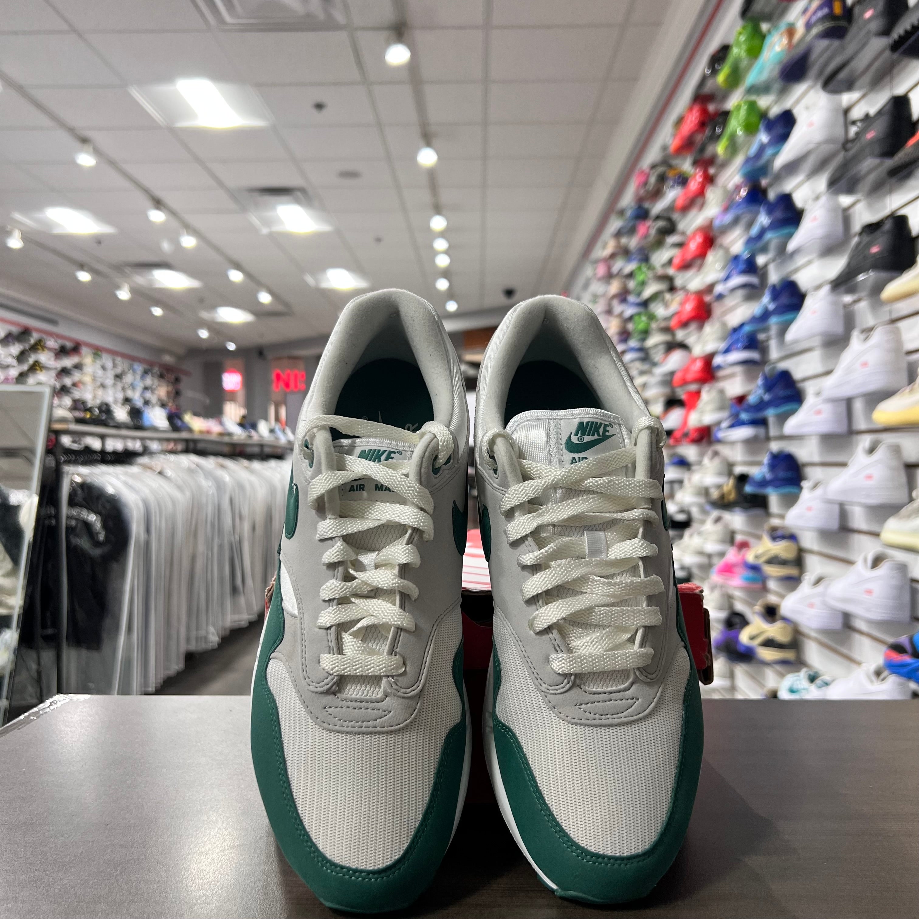 Nike Air Max 1 Anniversary Green (Lightly Worn)