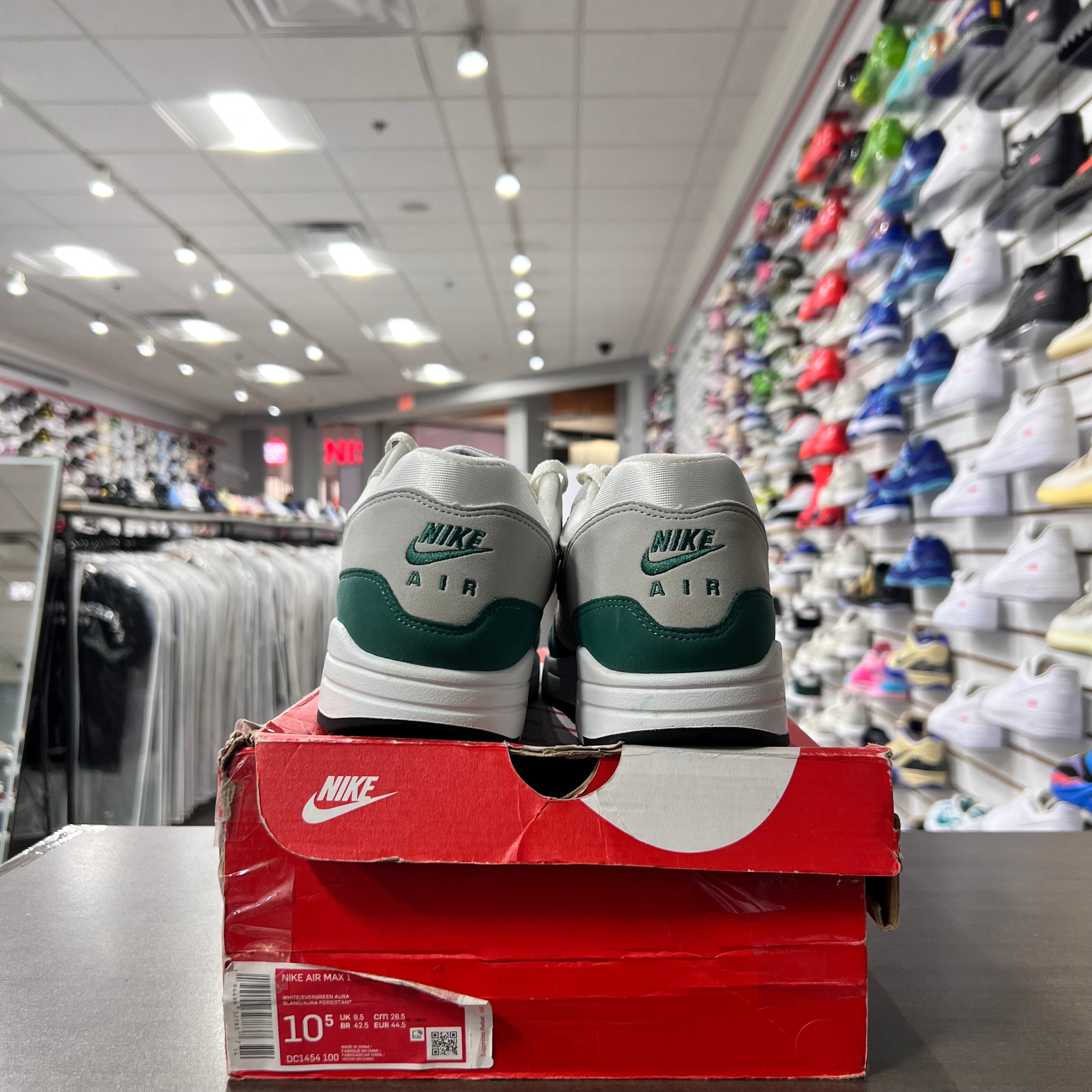Nike Air Max 1 Anniversary Green (Lightly Worn)