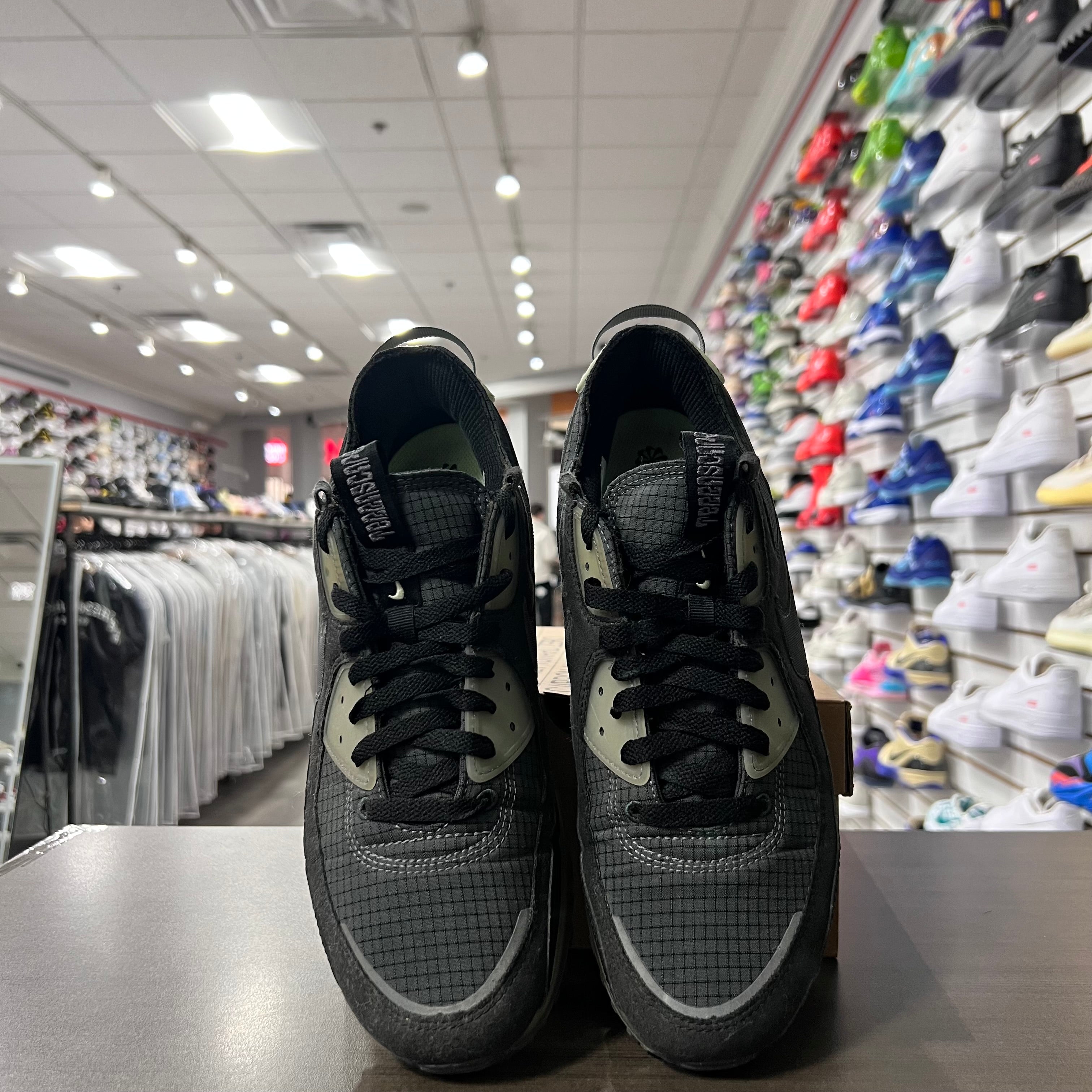 Nike Air Max 90 Terrascape Black Lime Ice (Lightly Worn)