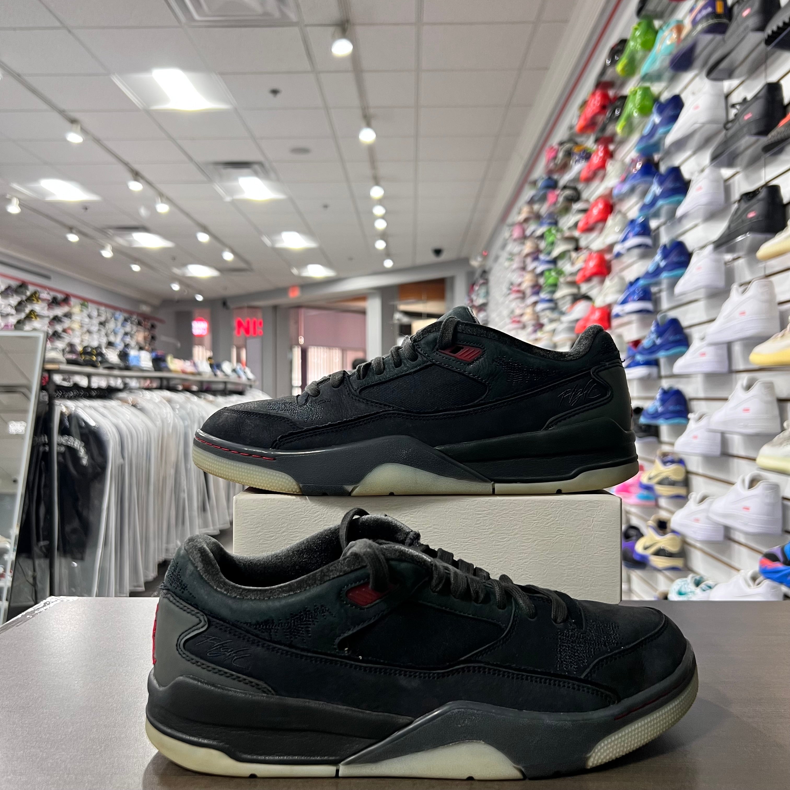 Nike X Who Decides War Court Vision Bred (Lightly Worn)