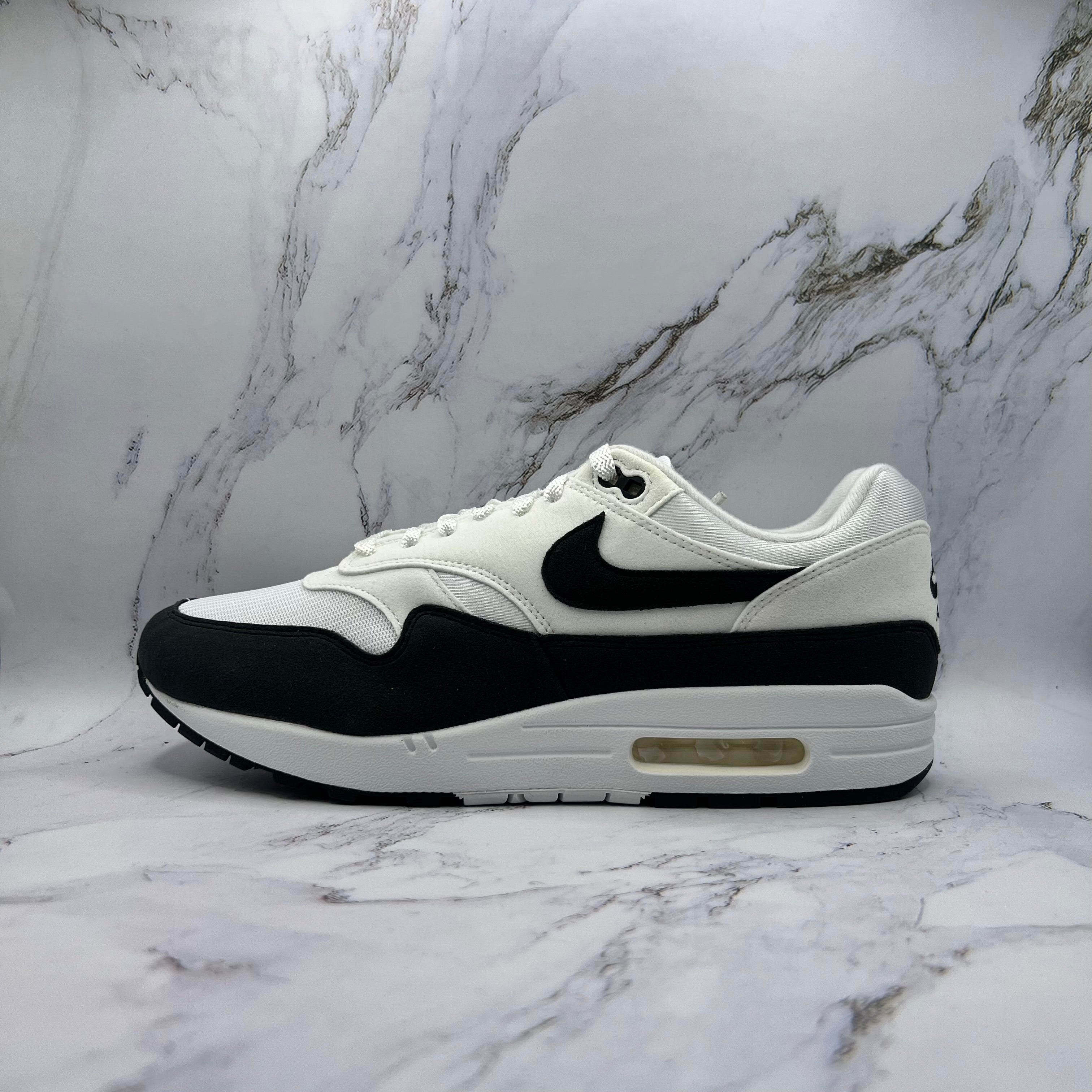 Nike Air Max 1 Womens White Black Neutral Grey