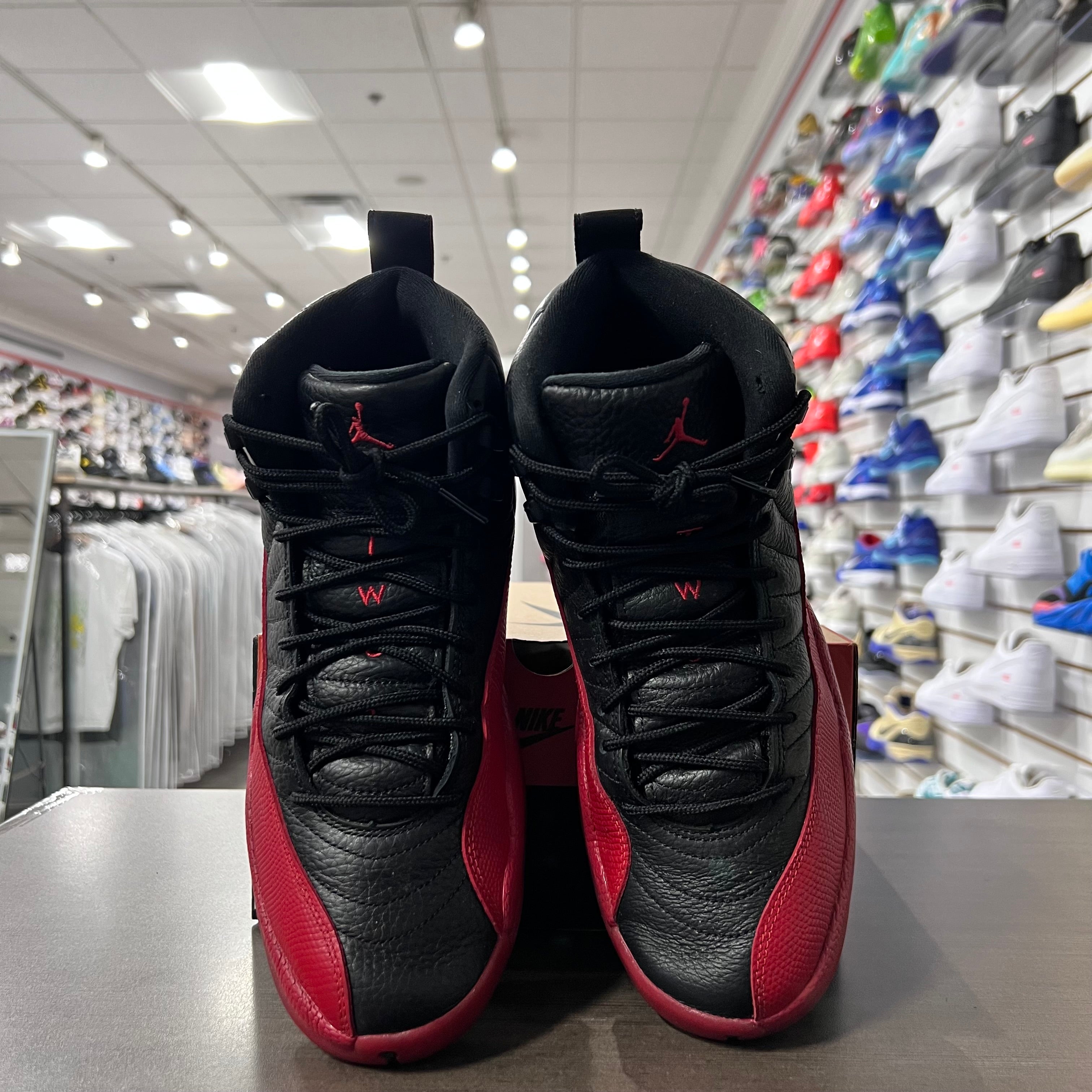 Jordan Retro 12 Mens Flu Game (2025)(Lightly Worn)