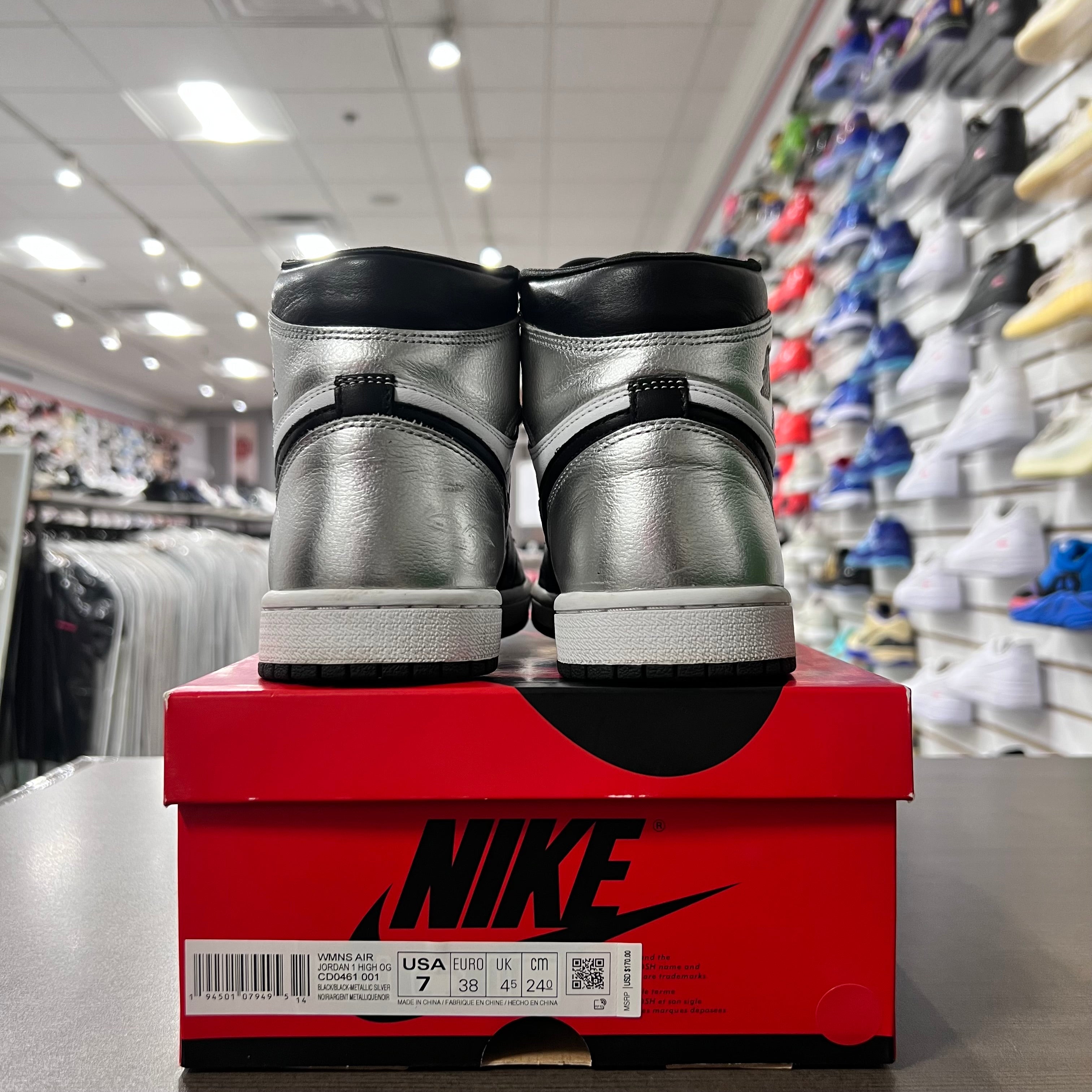 Jordan Retro 1 High Og Womens Silver Toe (Lighlty Worn)
