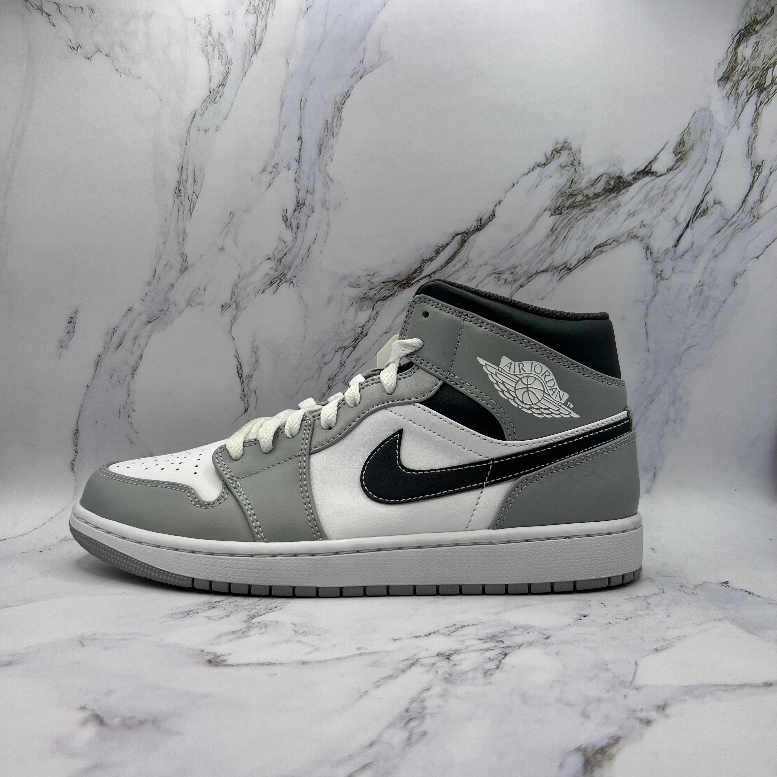 Jordan 1 Mid Mens Smoke Grey 2022