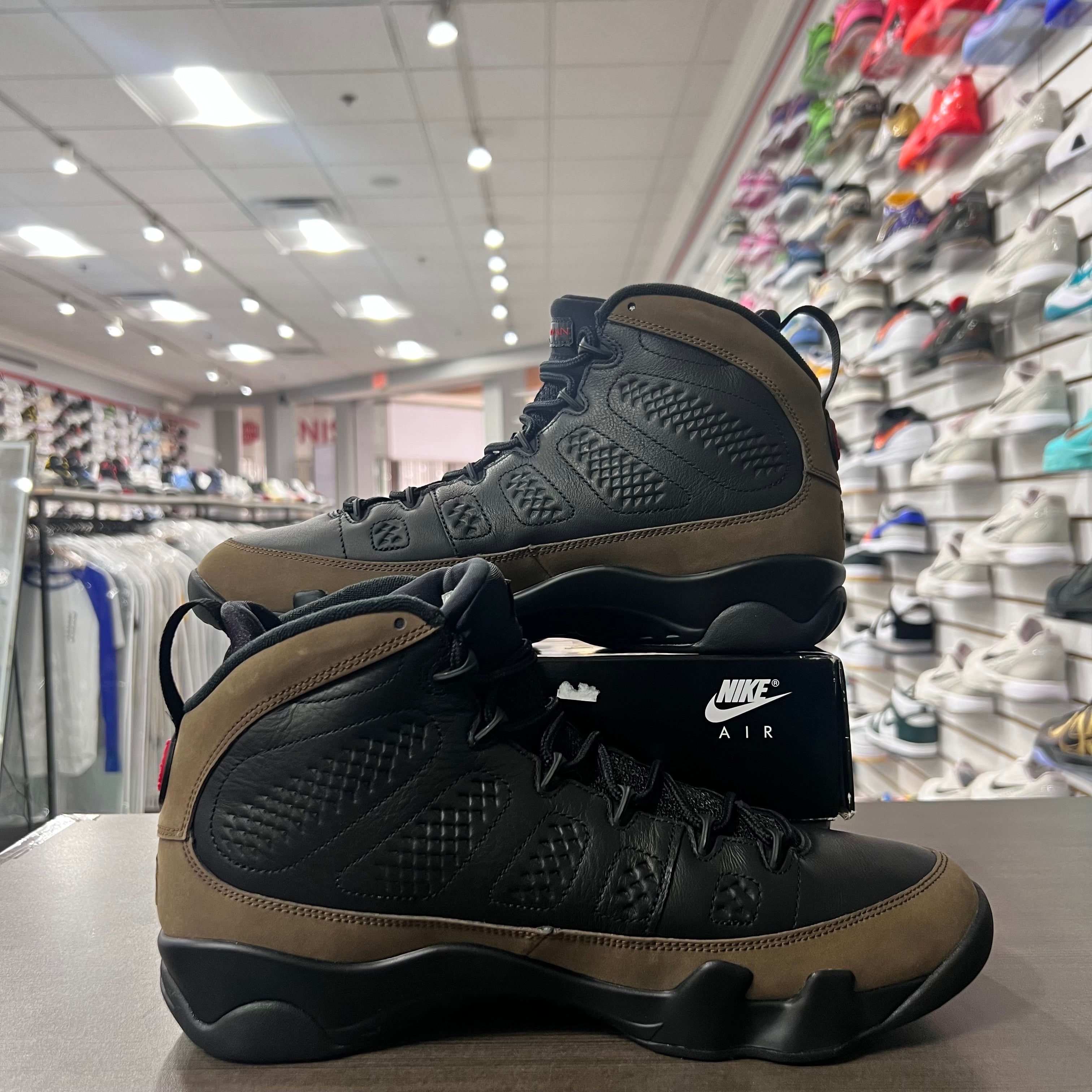 Jordan Retro 9 Mens Olive (2024)(Lightly Worn)