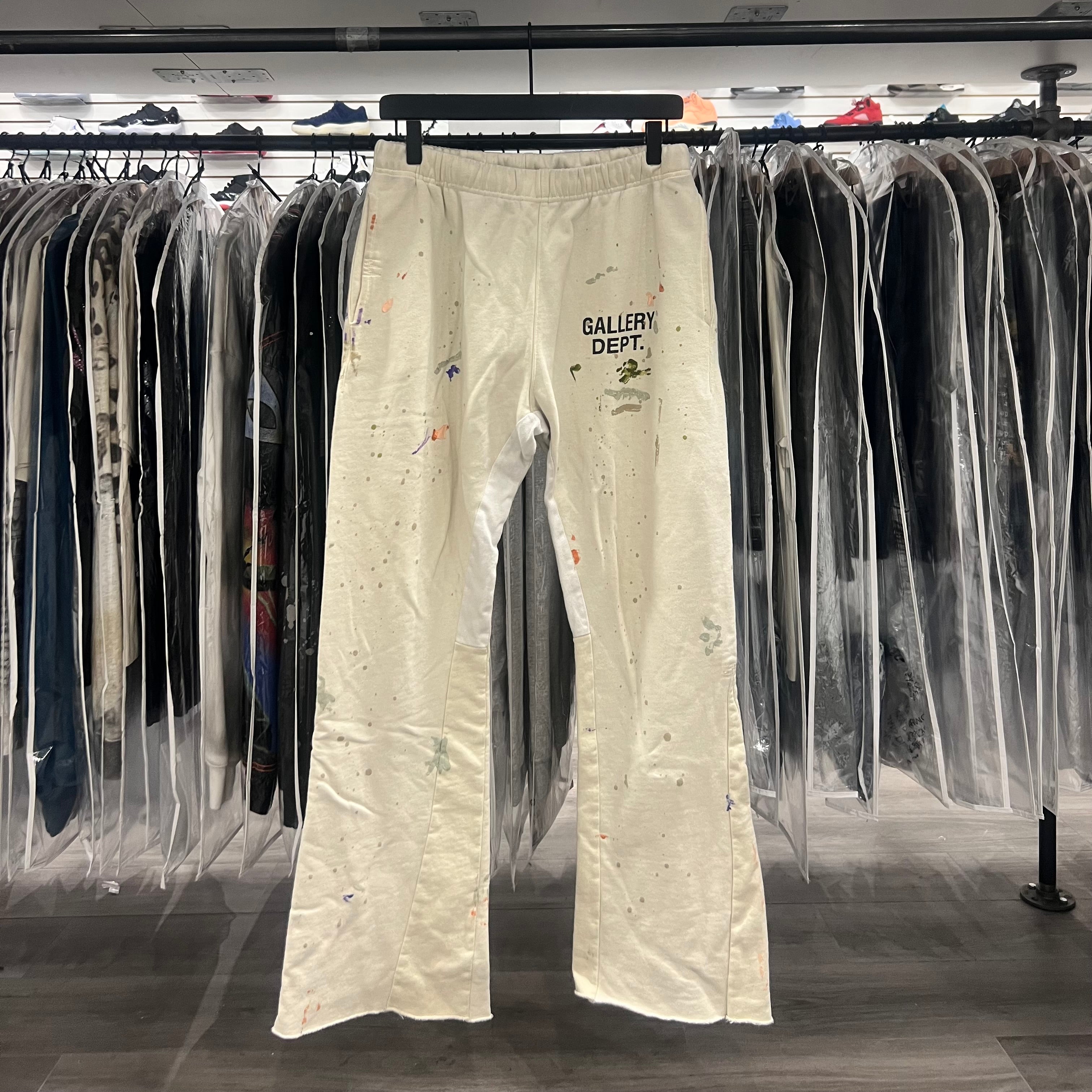 Gallery Flare Sweat Pants Cream (Lightly Worn)