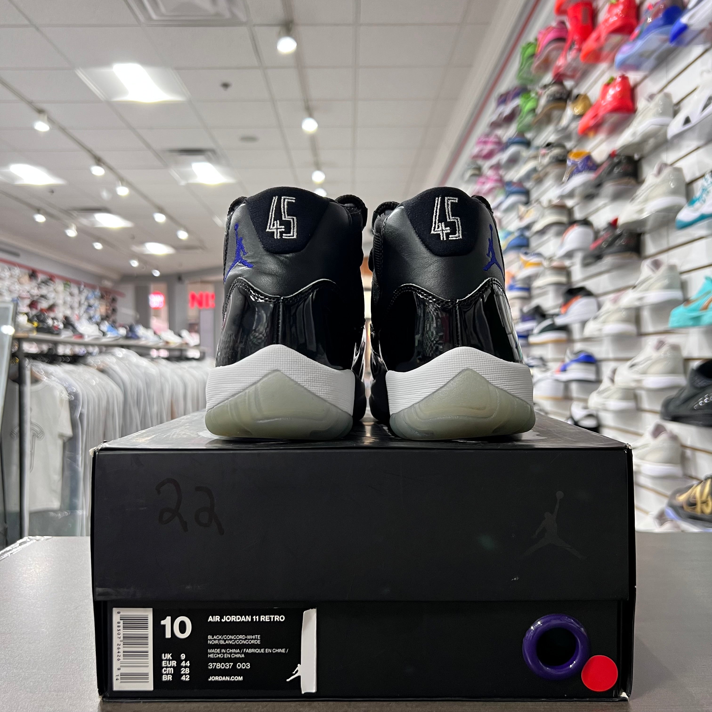 Jordan Retro 11 Mens Space Jam (Lightly Worn)