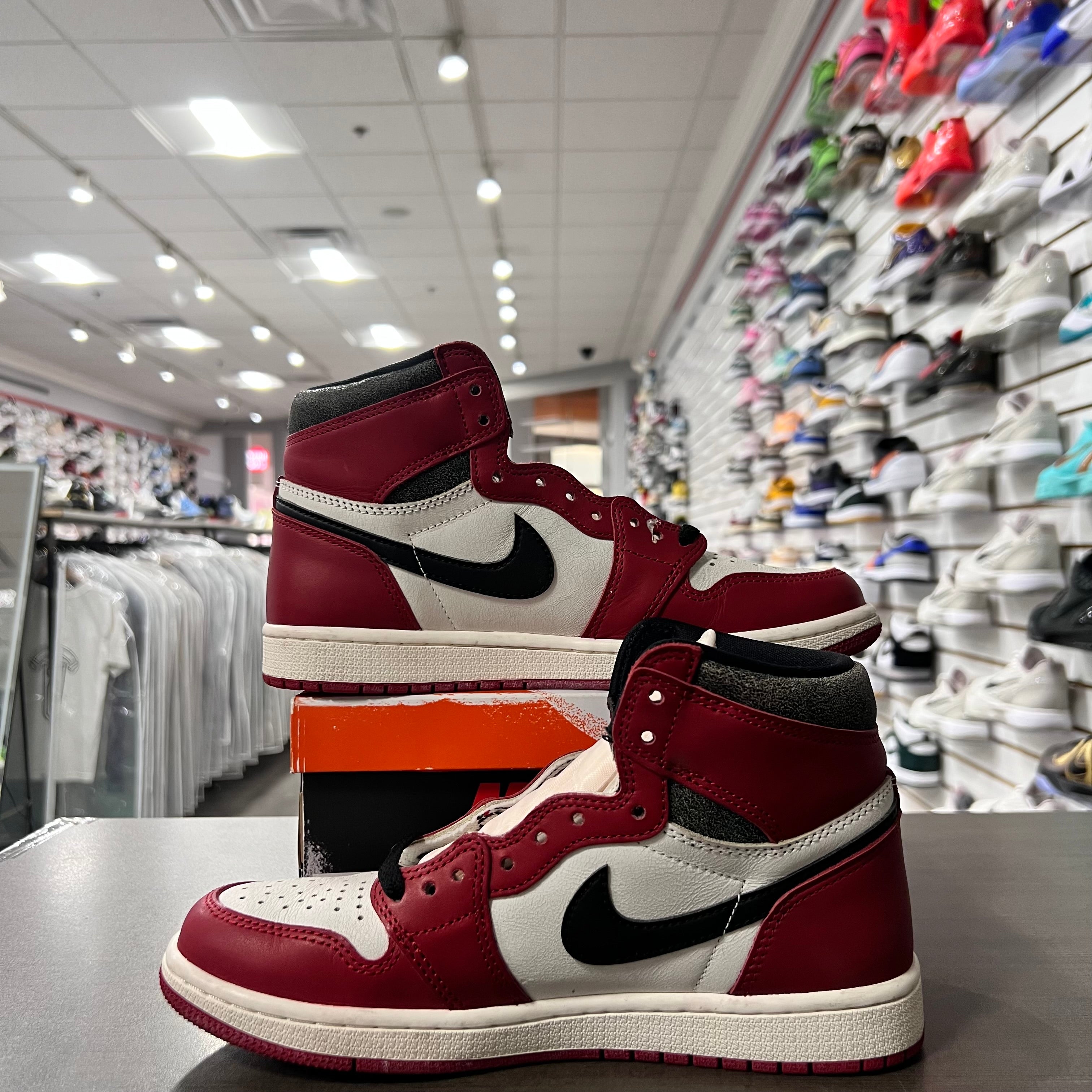 Jordan Retro 1 High Og Mens Lost And Found (Lightly Worn)