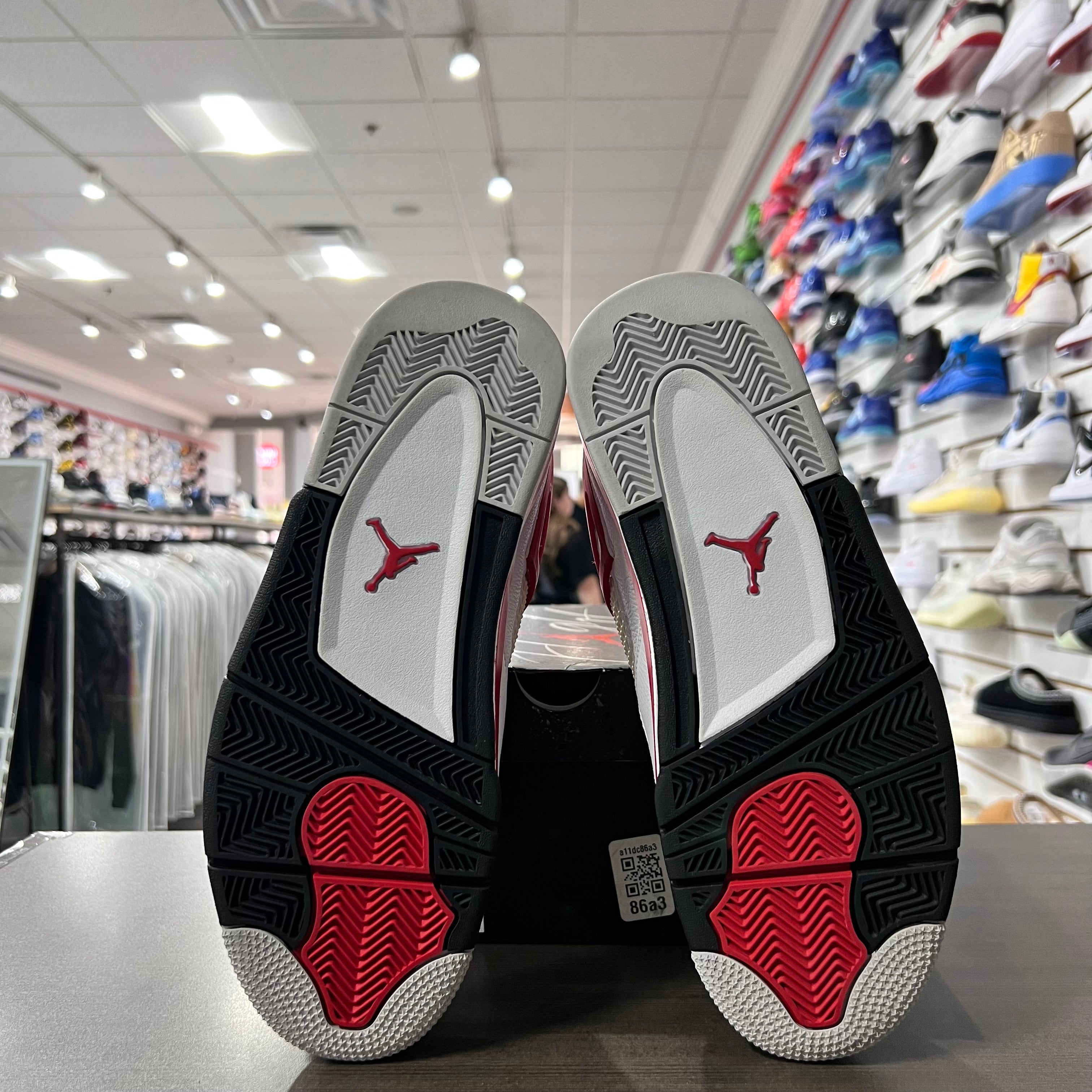 Jordan Retro 4 Mens Red Cement (Lightly Worn)
