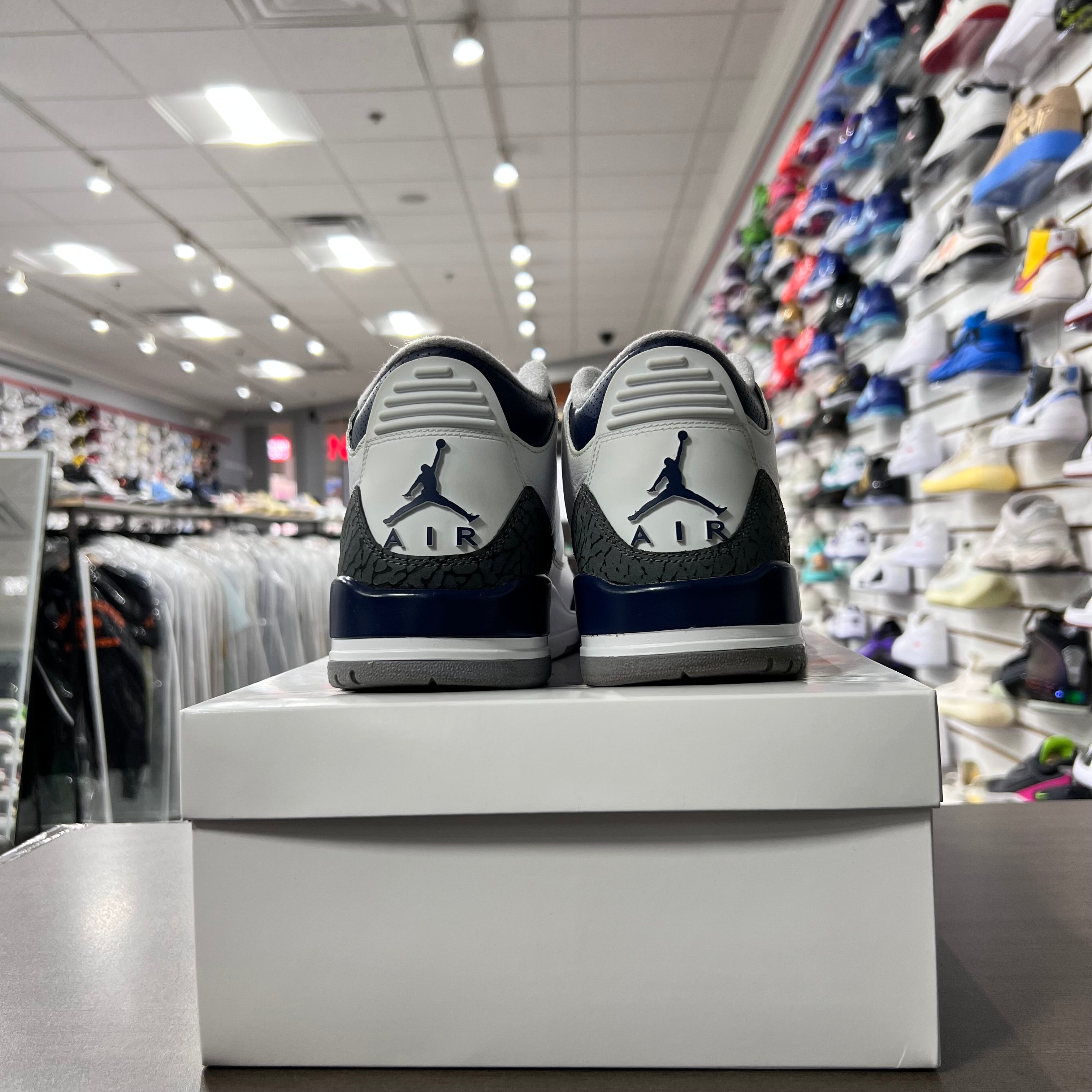 Jordan Retro 3 Mens Midnight Navy (Lightly Worn+Replacement Box)
