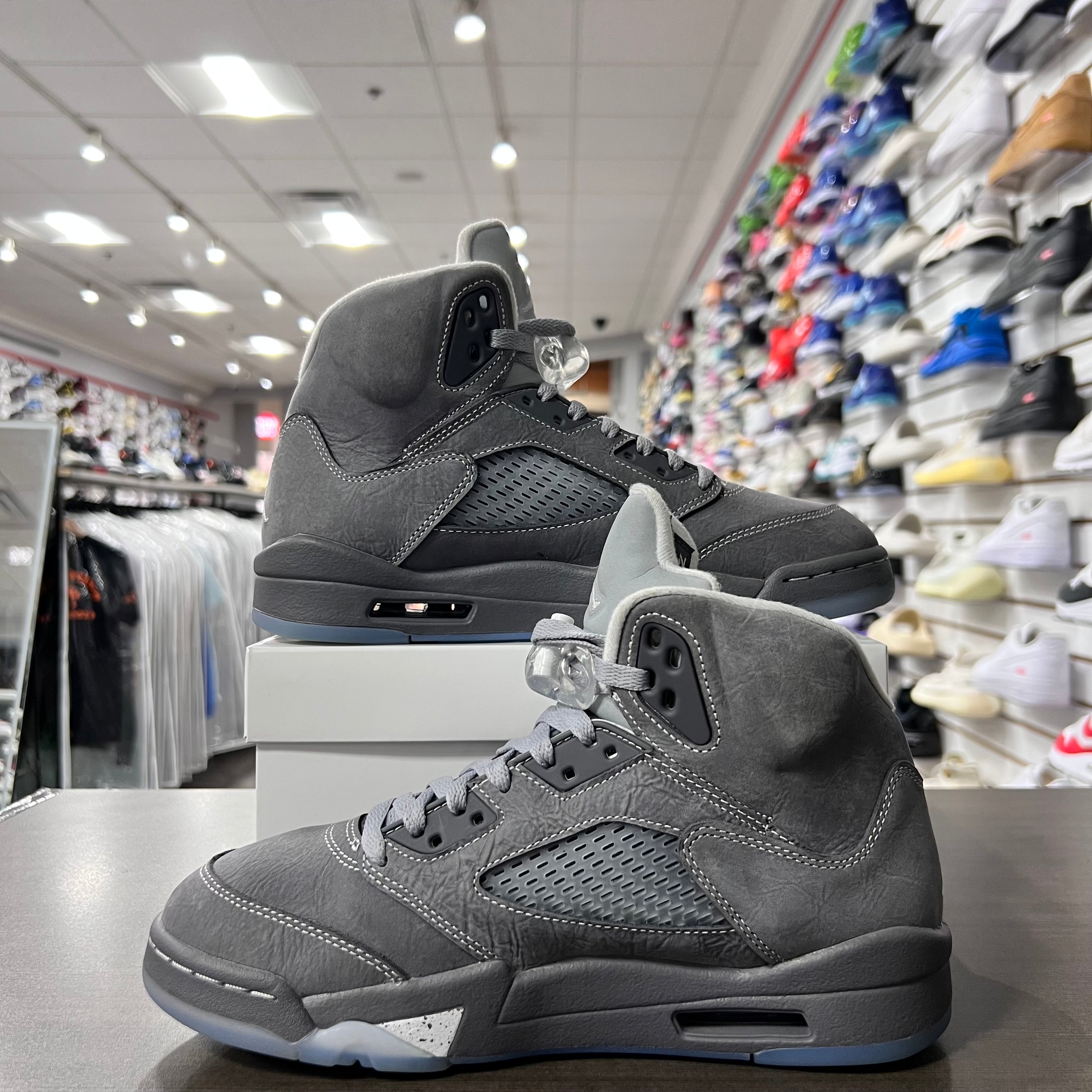 Jordan Retro 5 Mens Wolf Grey (Lightly Worn+Replacement Box)
