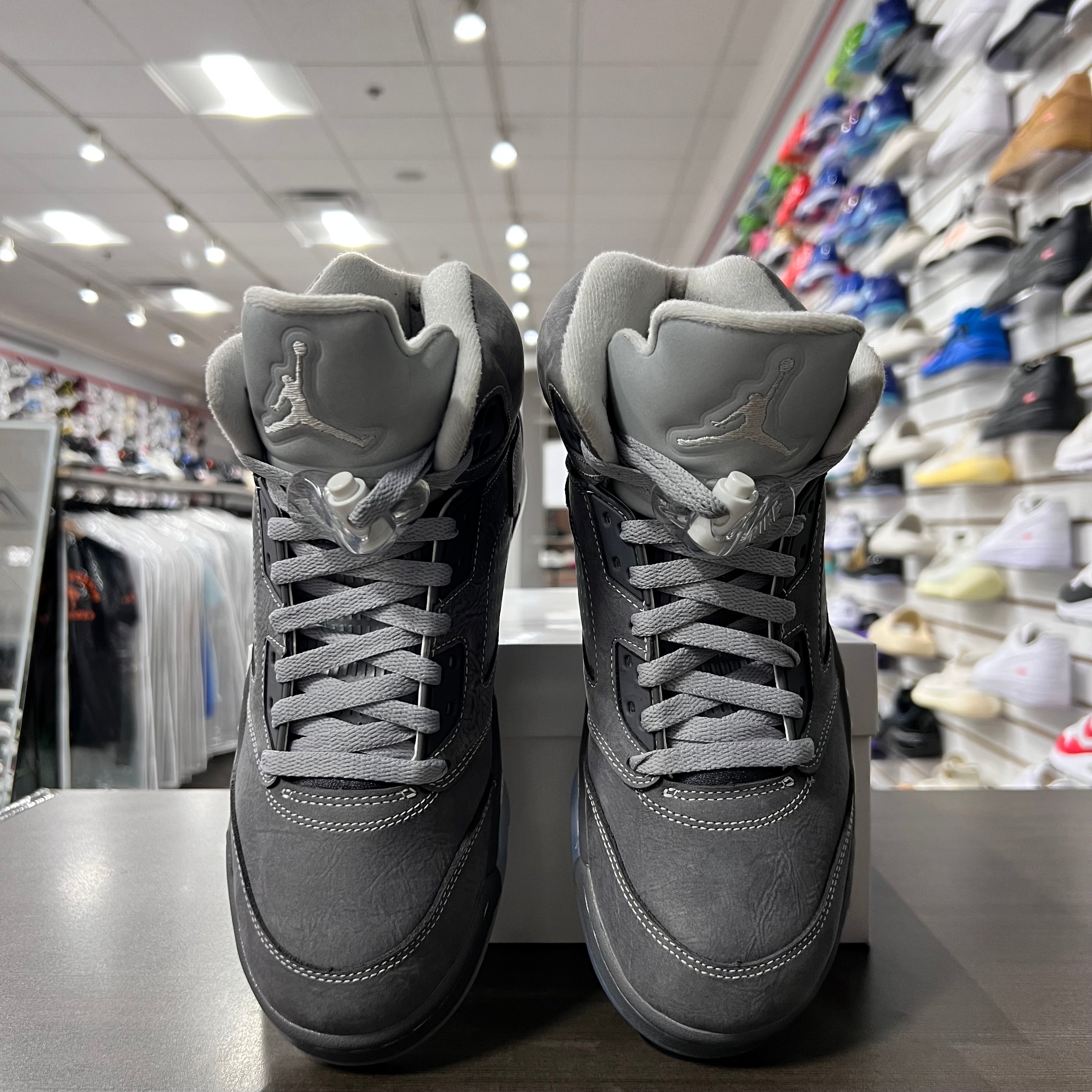 Jordan Retro 5 Mens Wolf Grey (Lightly Worn+Replacement Box)