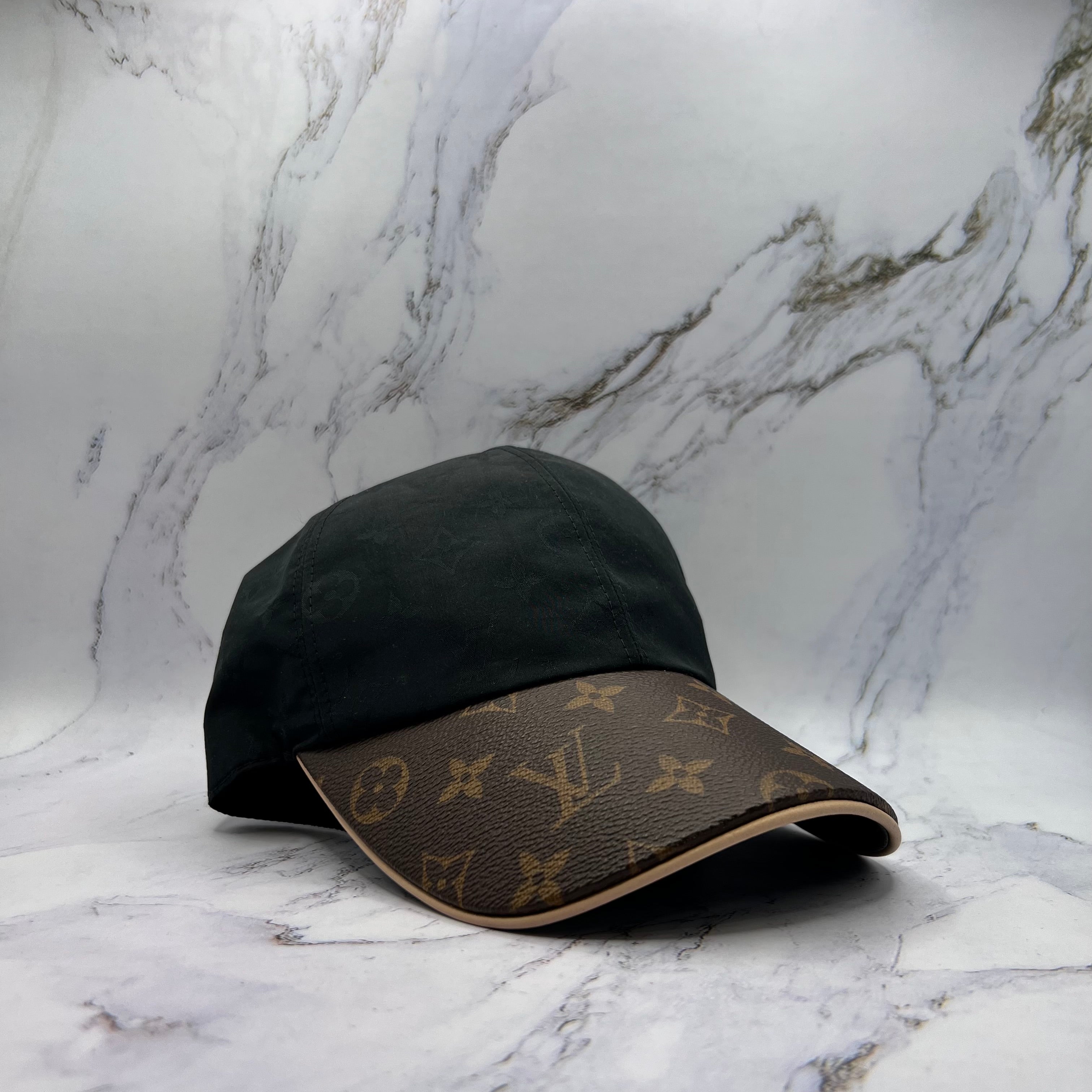 Louis Vuitton Reversible Monogram Hat Black Brown (Lightly Worn)