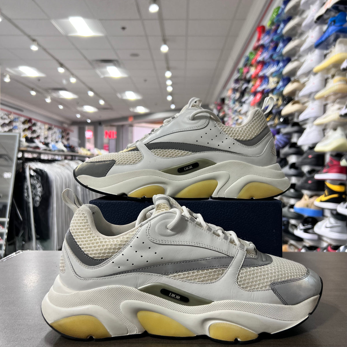 Dior B22 White Silver (Lightly Worn)