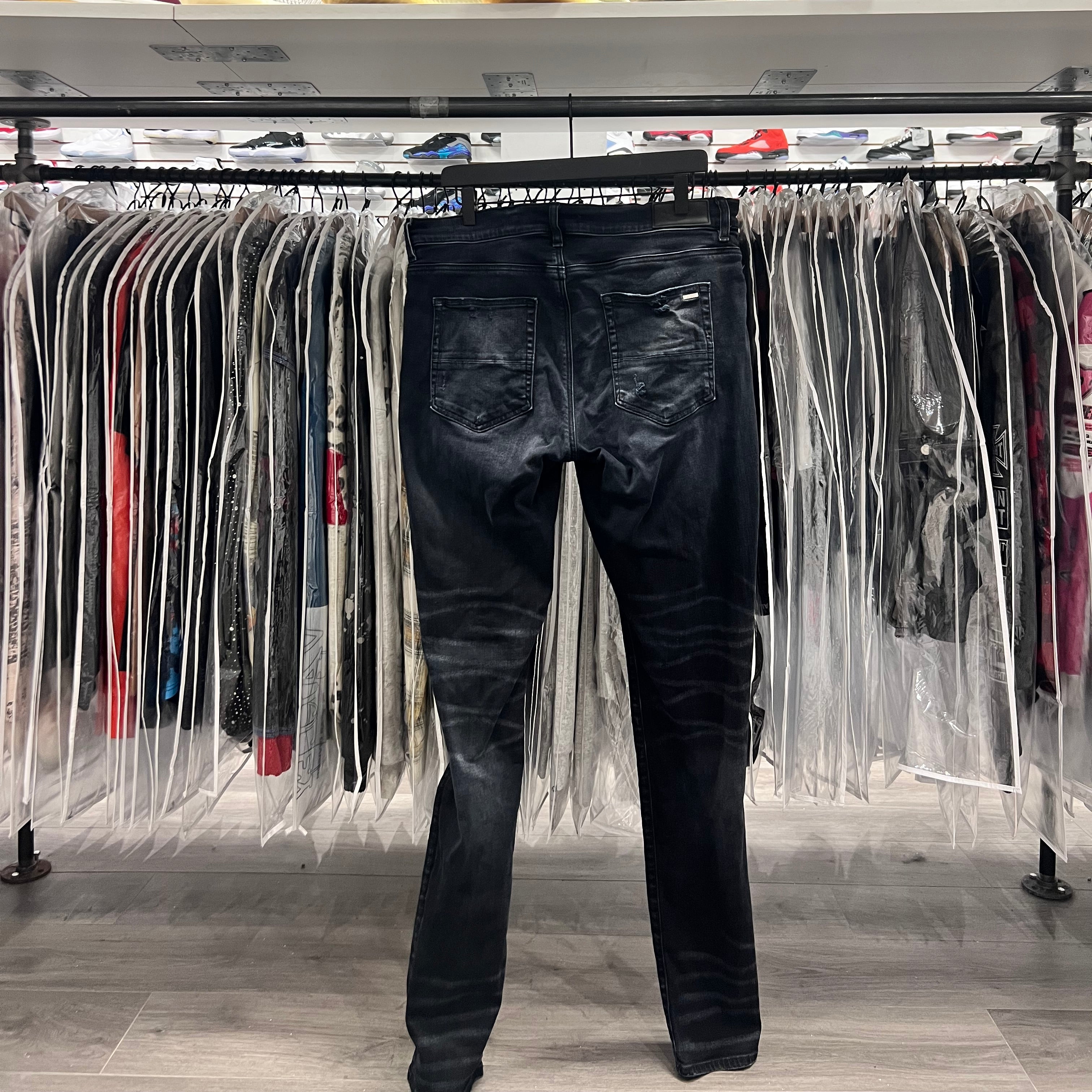 Amiri Jeans Black (Lightly Worn)
