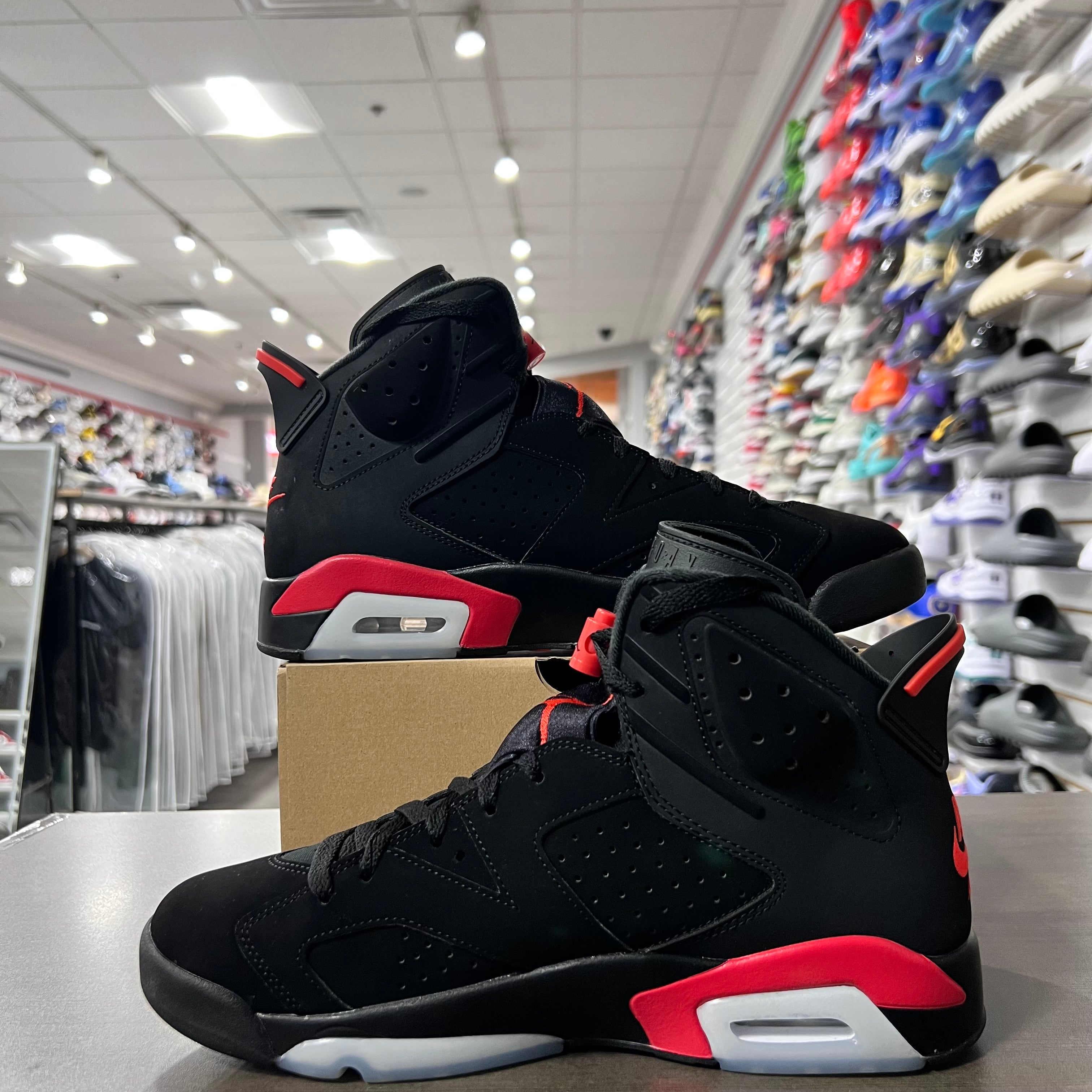 Jordan Retro 6 Mens Infrared Salesman (Lightly Worn)