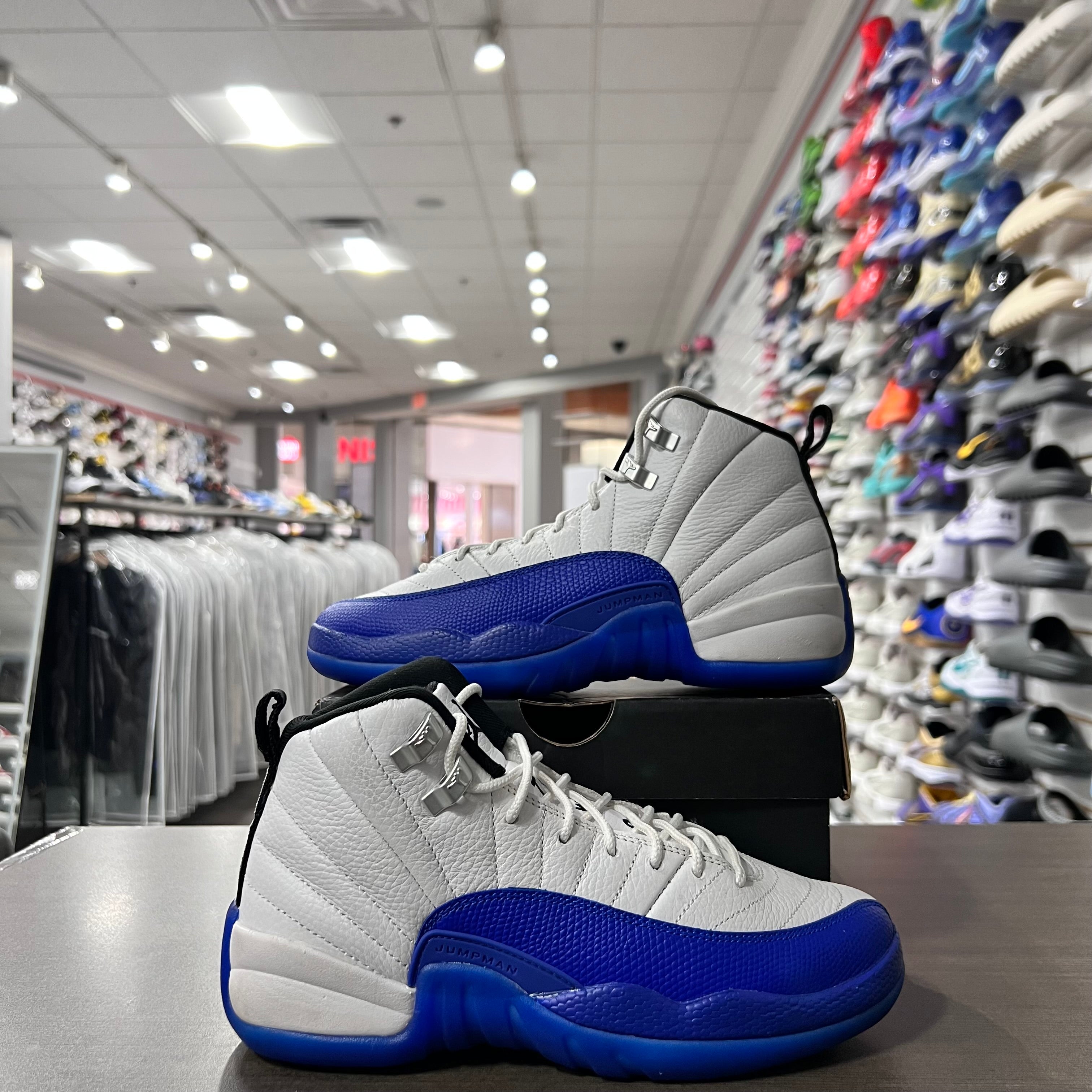 Jordan Retro 12 Gs Blueberry (Lightly Worn)