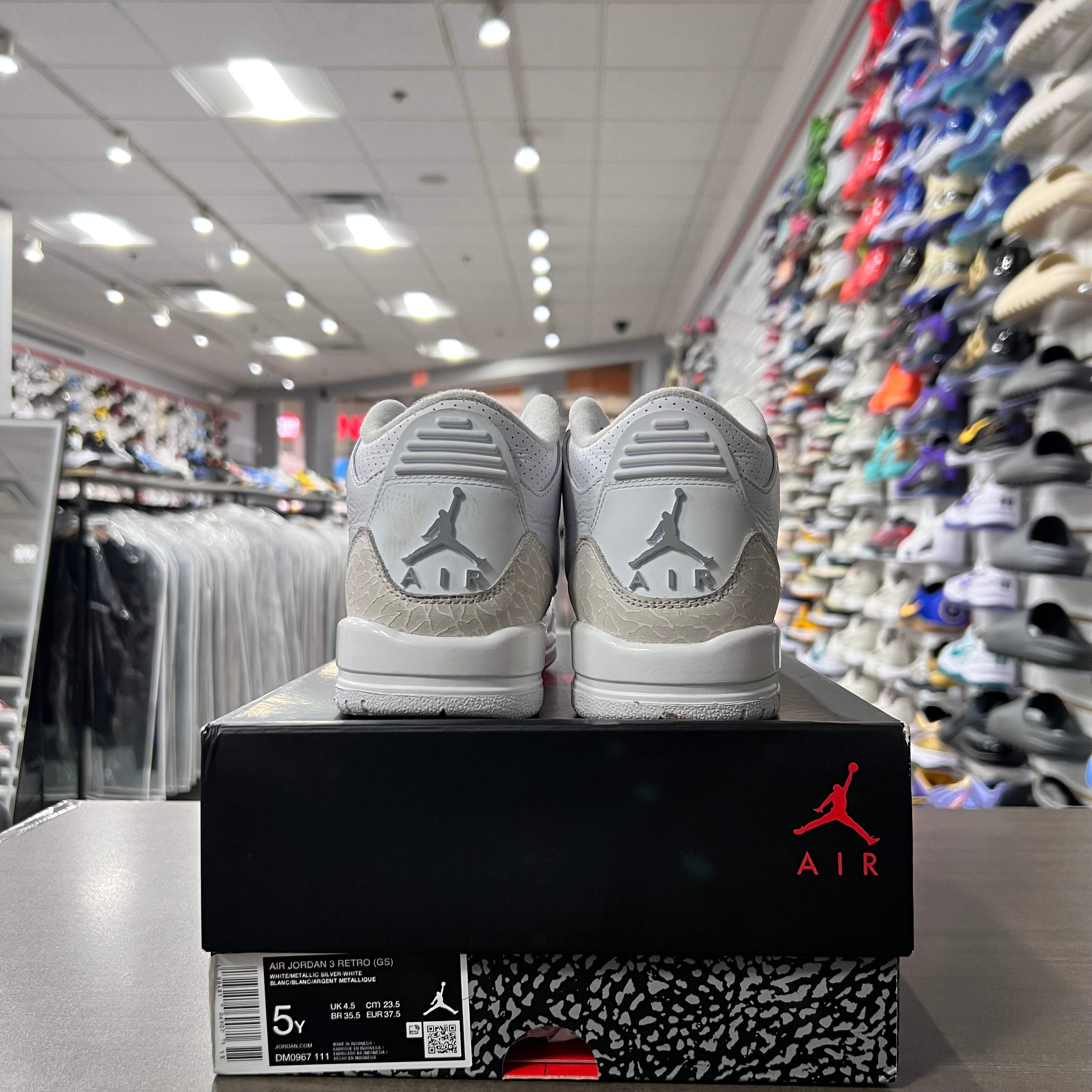 Jordan Retro 3 Gs Pure Money (Lightly Worn)