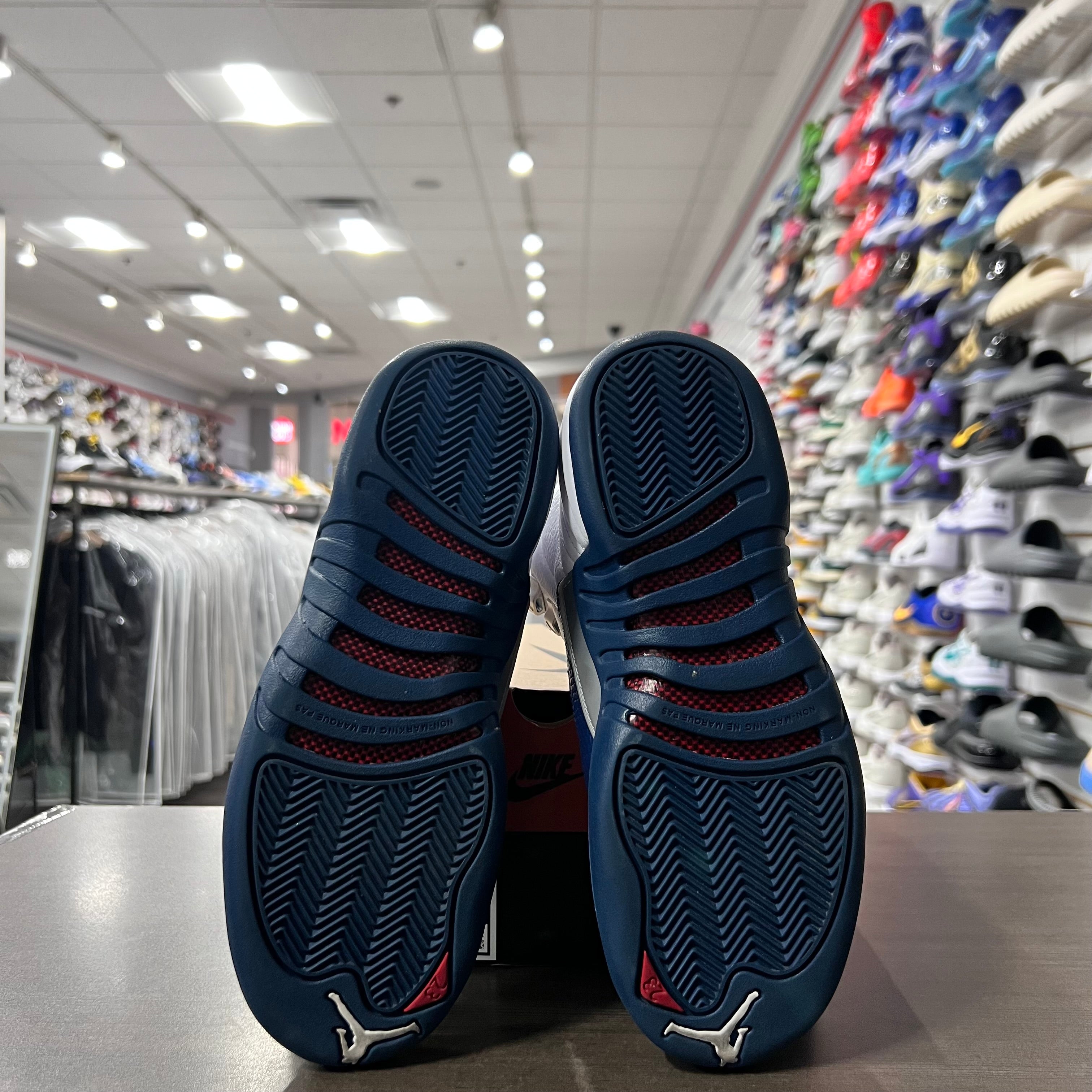 Jordan Retro 12 Gs French Blue (Lightly Worn)