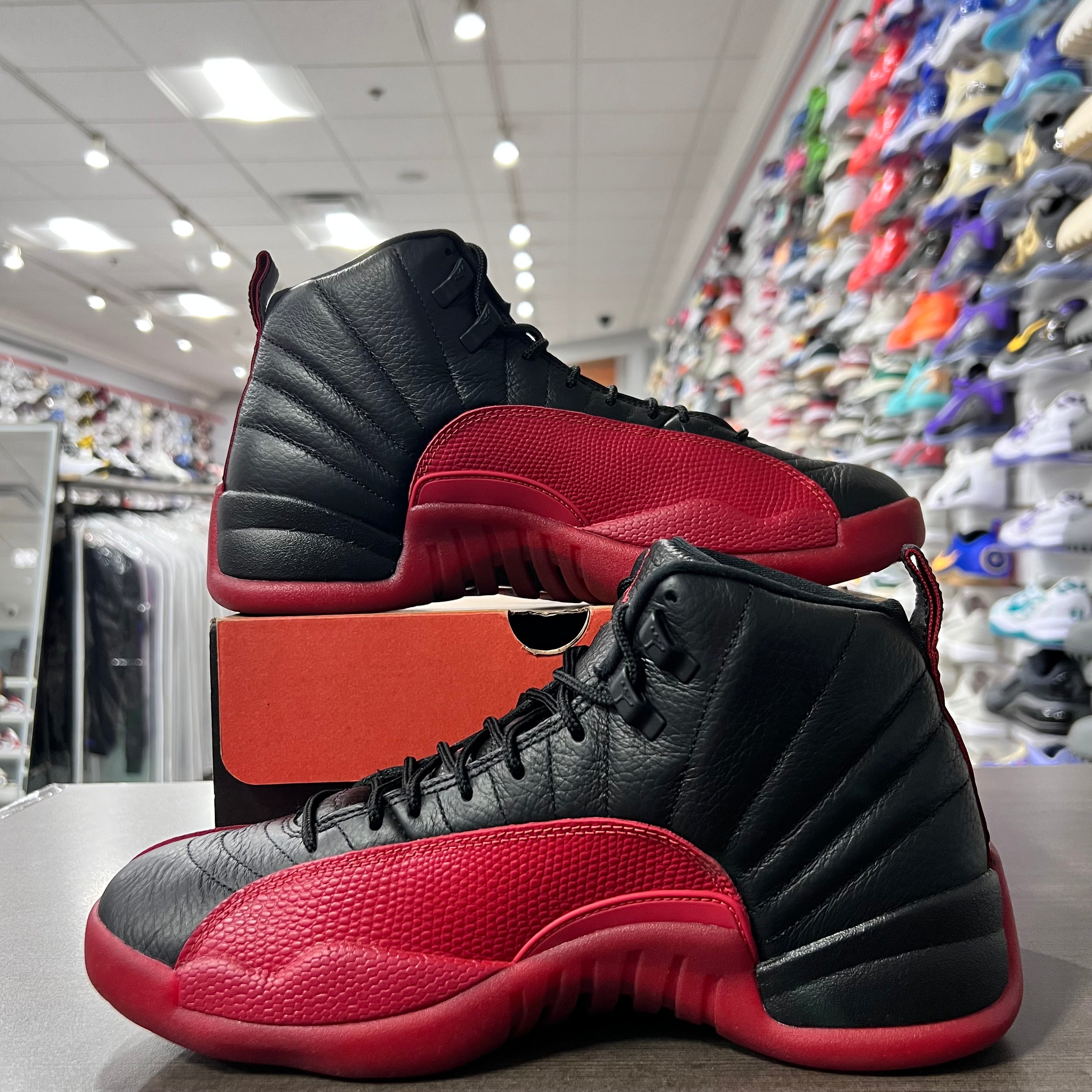 Jordan Retro 12 Mens Flu Game (Lightly Worn)