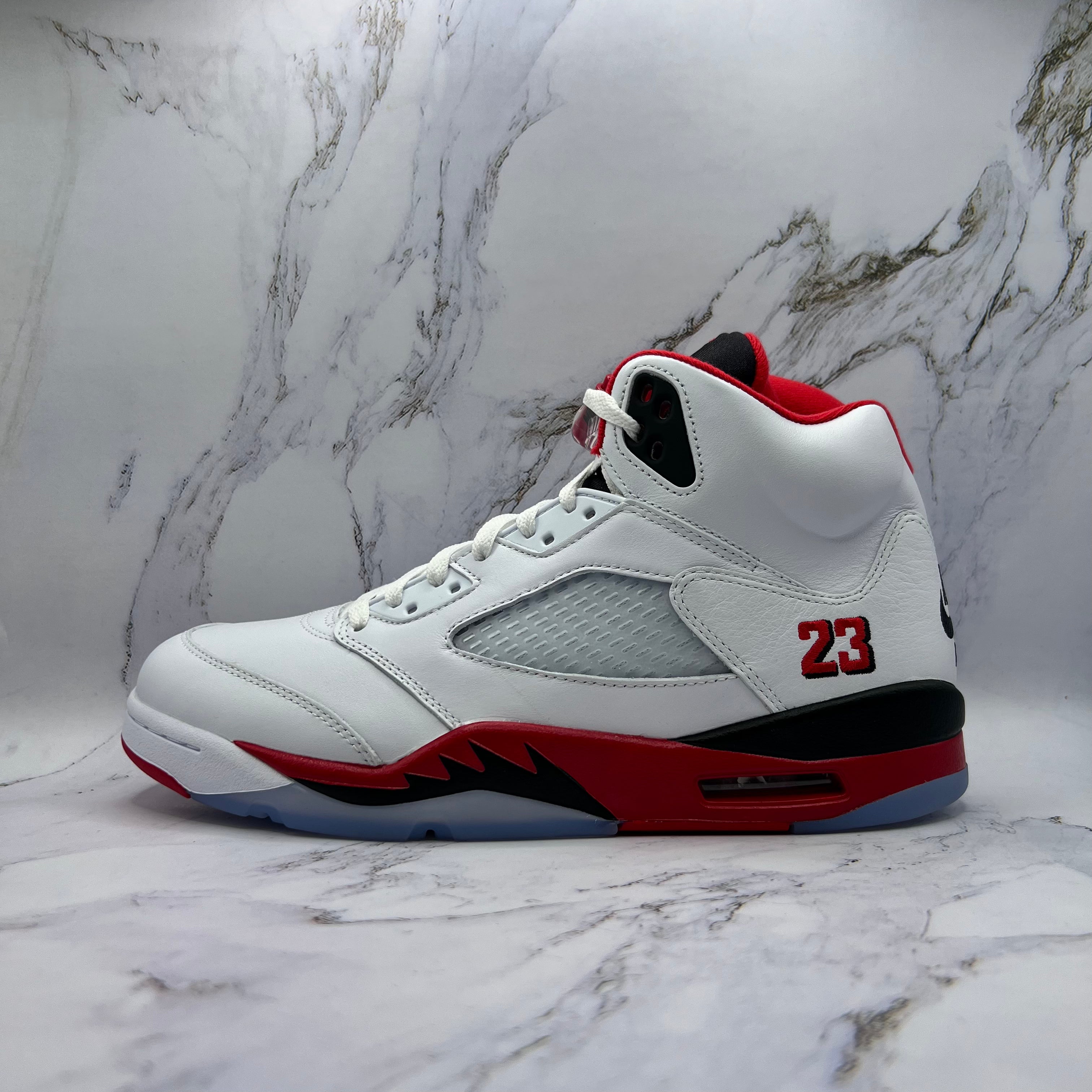 Jordan Retro 5 Mens Black Tongue Fire Red (2025)