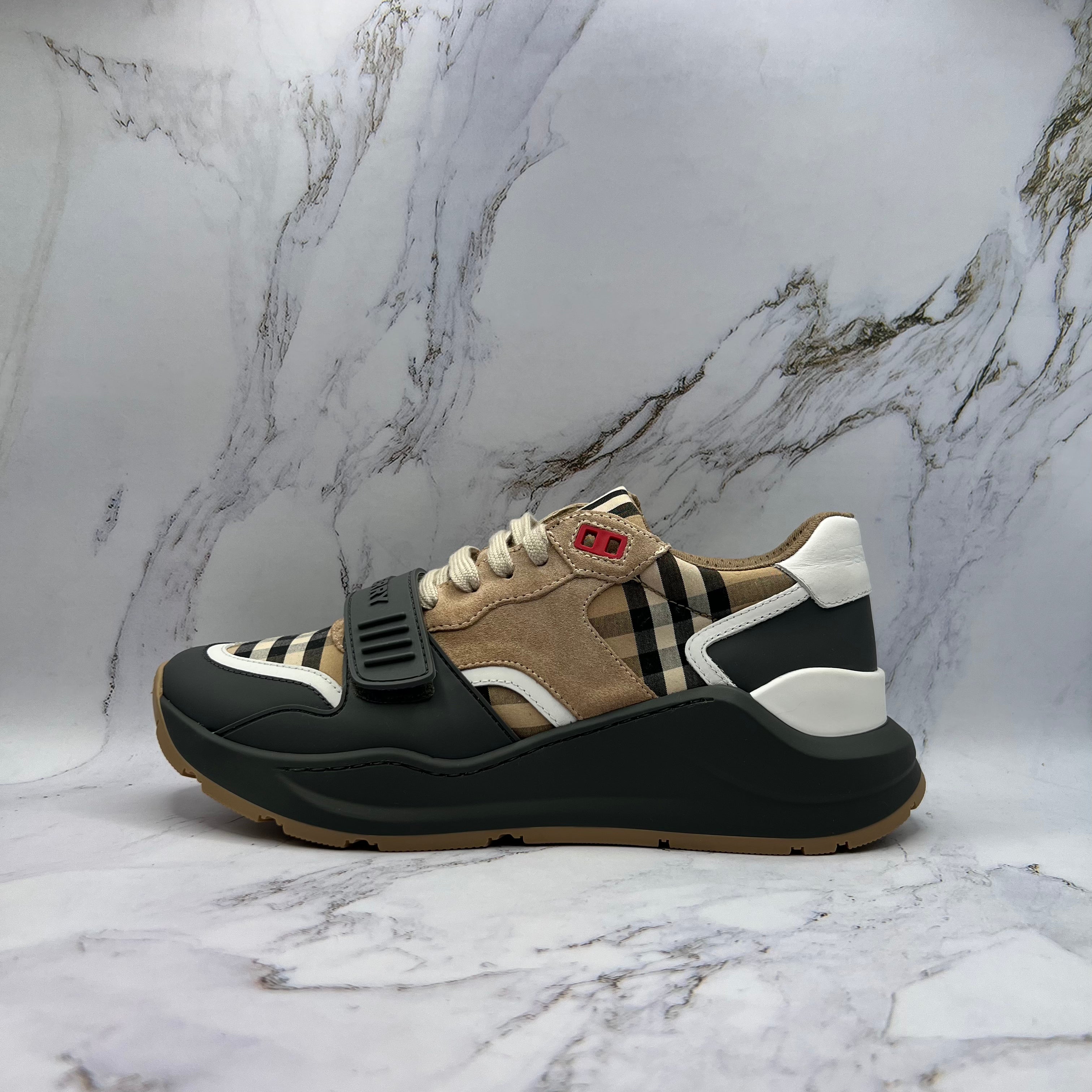 Burberry Sneakers Ramsey Vintage Check