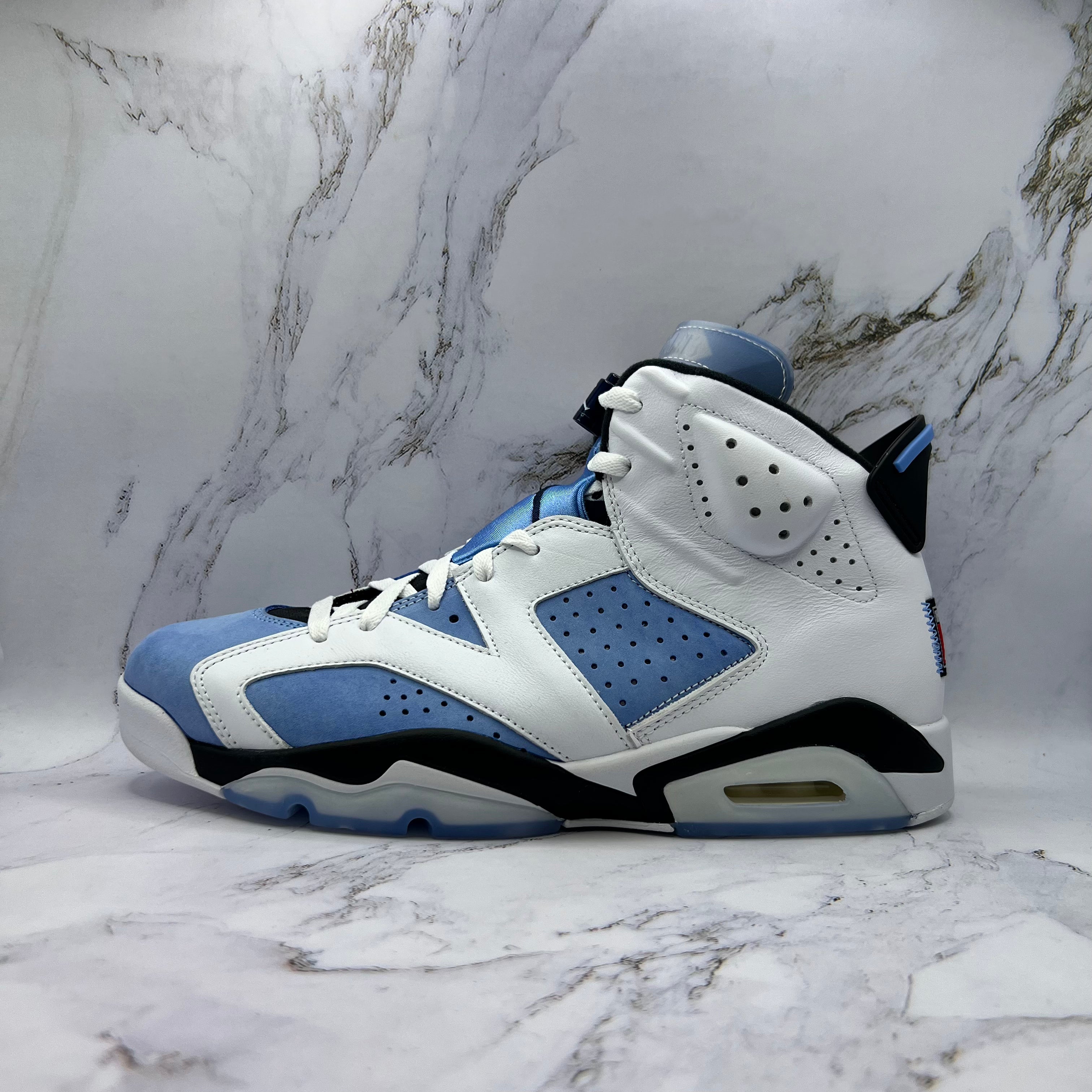 Jordan Retro 6 Mens UNC White