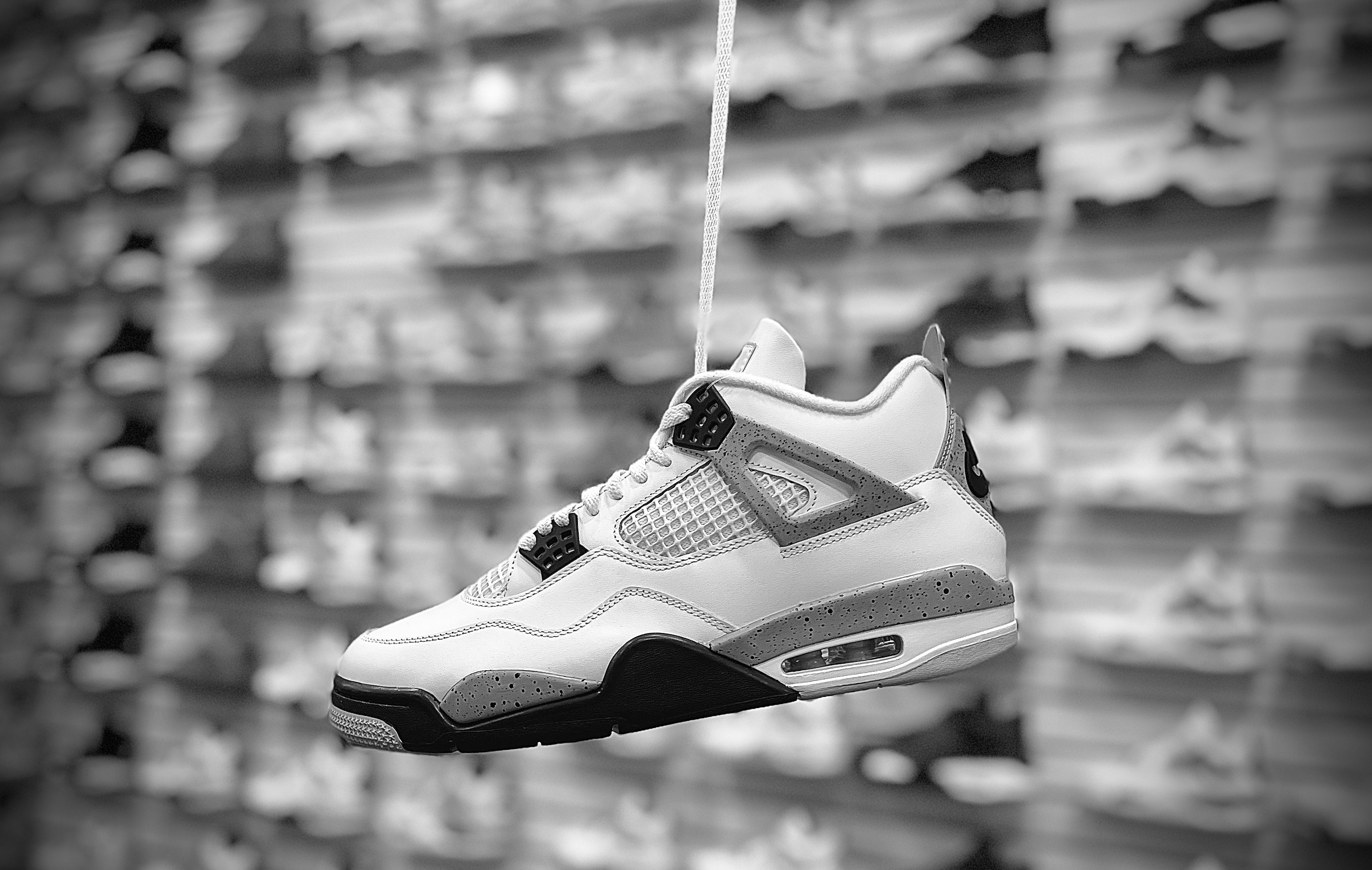 Jordan Retro 4