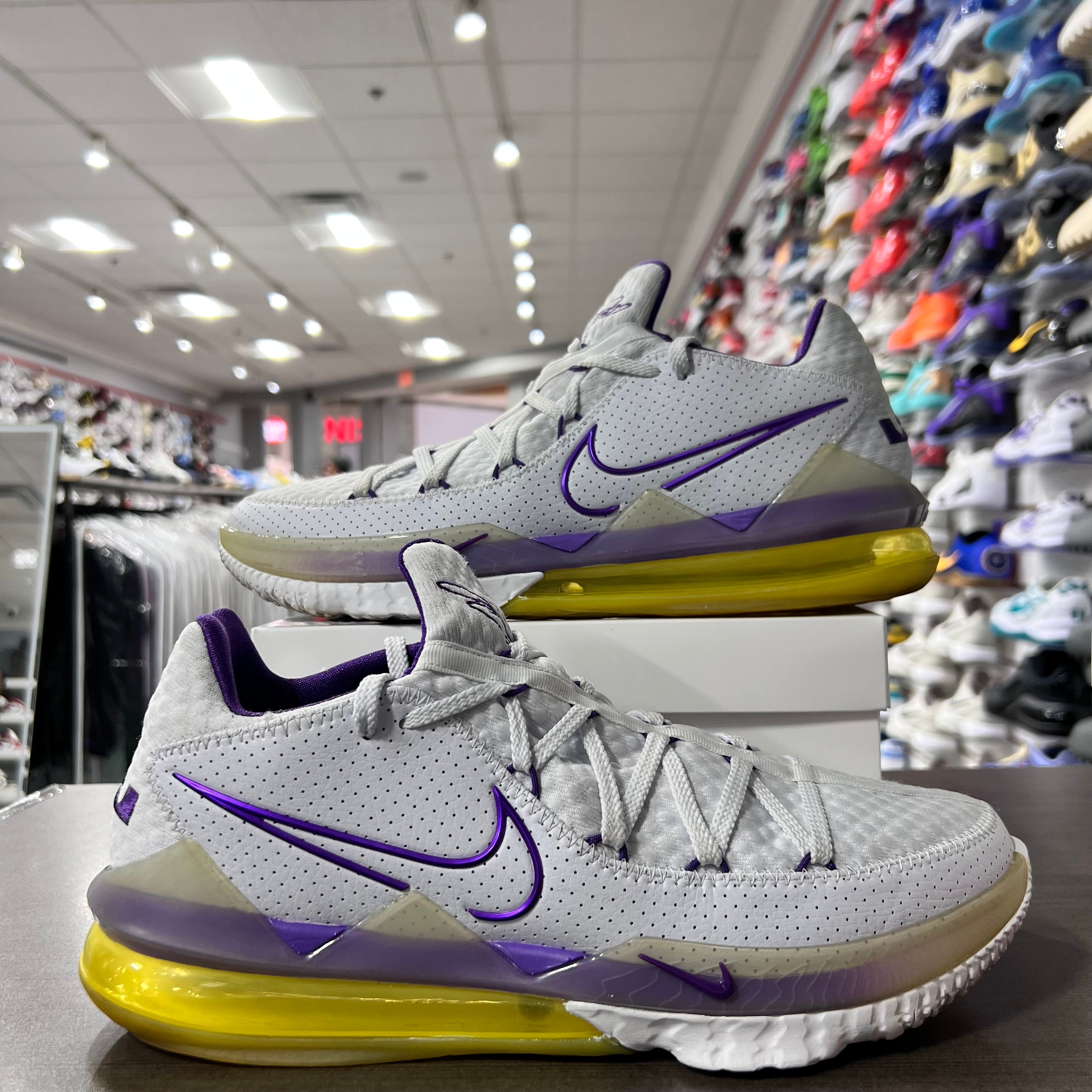 Nike LeBron 17 Low Lakers (Lightly Worn+Replacement Box)