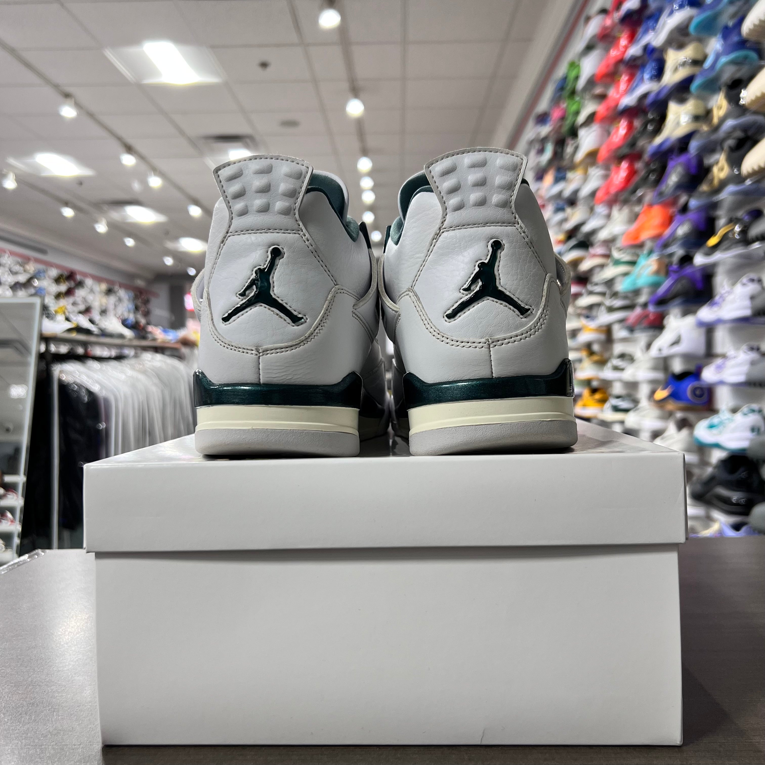 Jordan Retro 4 Mens Oxidized Green (Lightly Worn+Replacement Box)