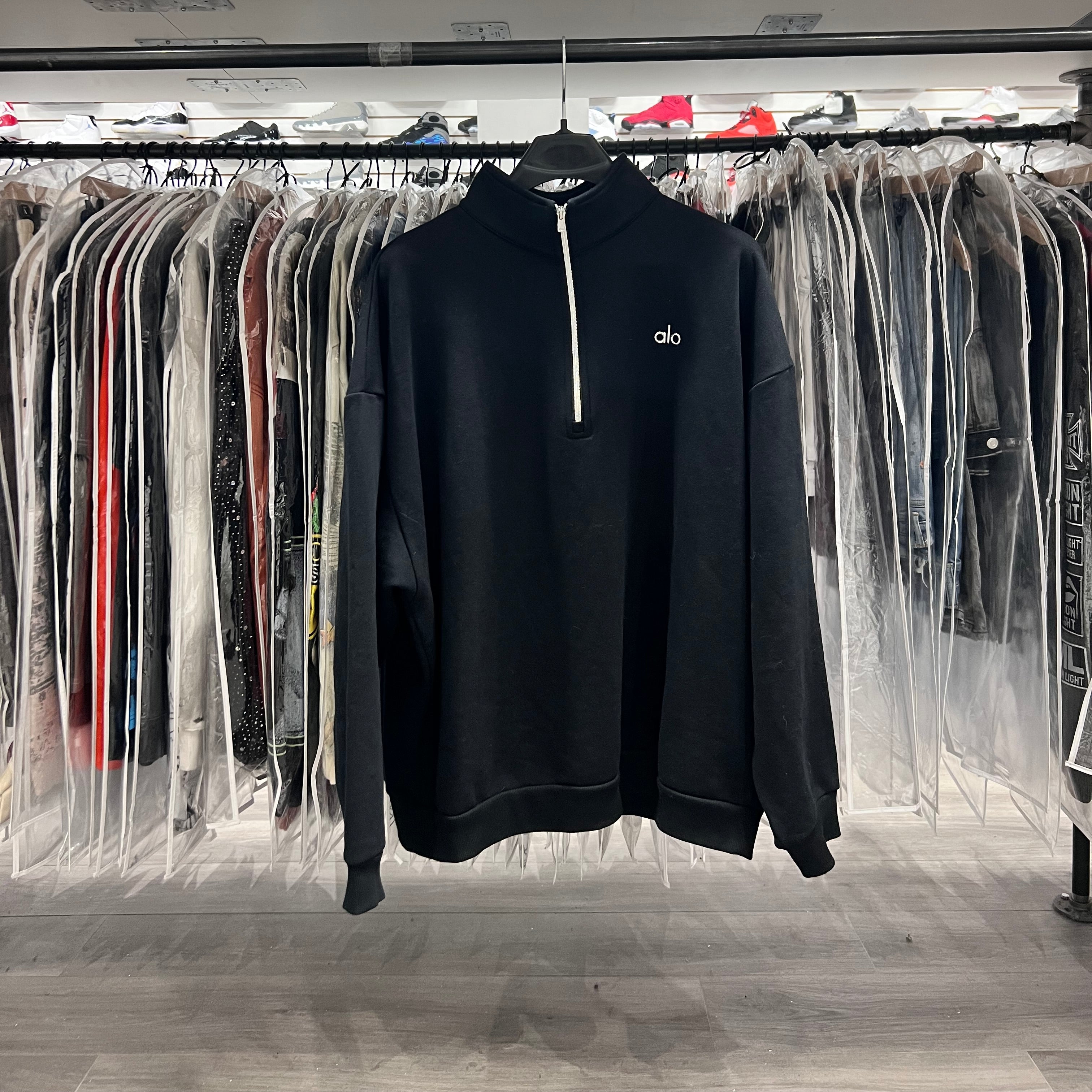 Alo Half Zip Pull Over Sweater Black (Lightly Worn)