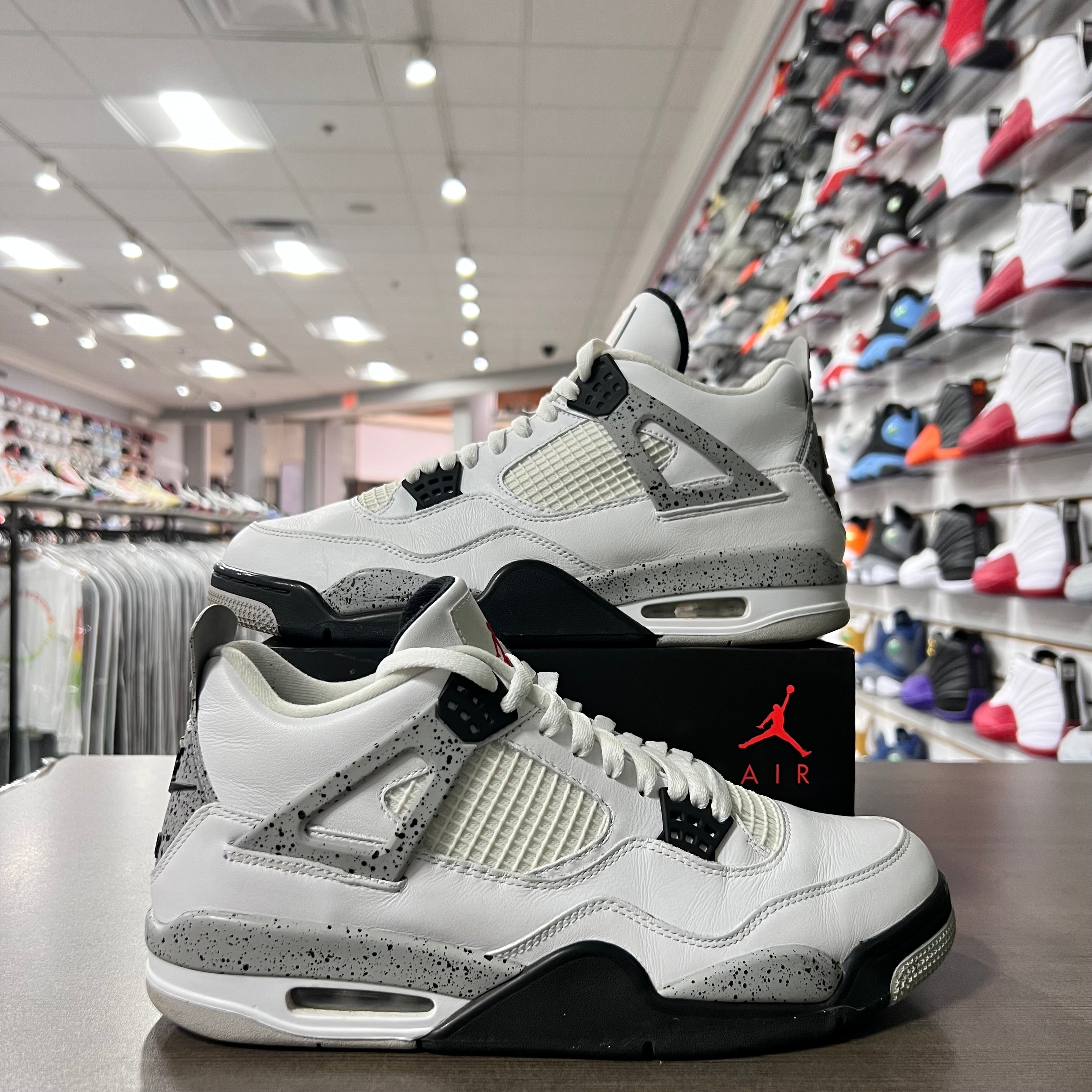 Jordan Retro 4 Mens White Cement (2016) (Lightly Worn+ Flaw)
