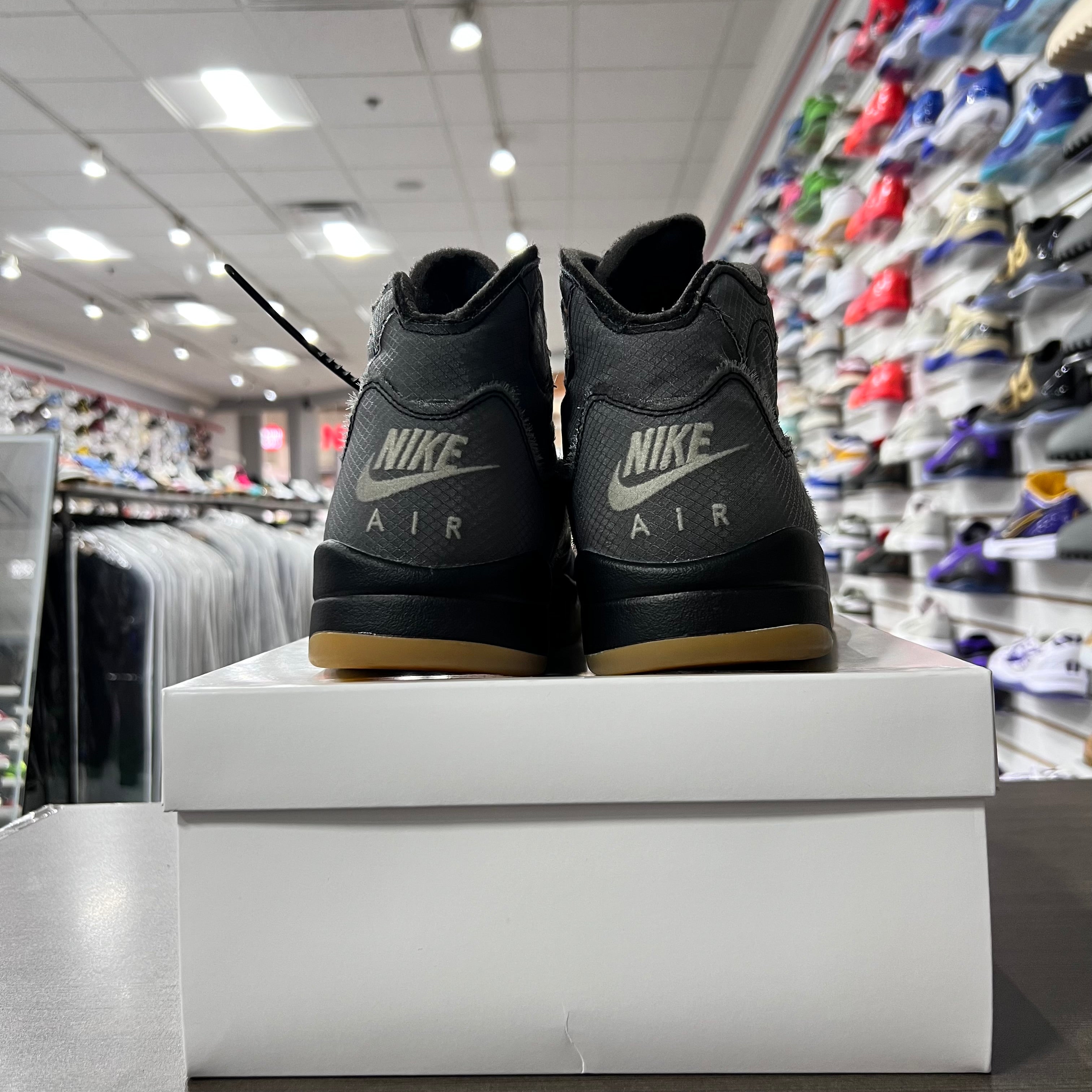 Jordan Retro 5 Mens Off-White Muslin (Lightly Worn+Replacement Box)