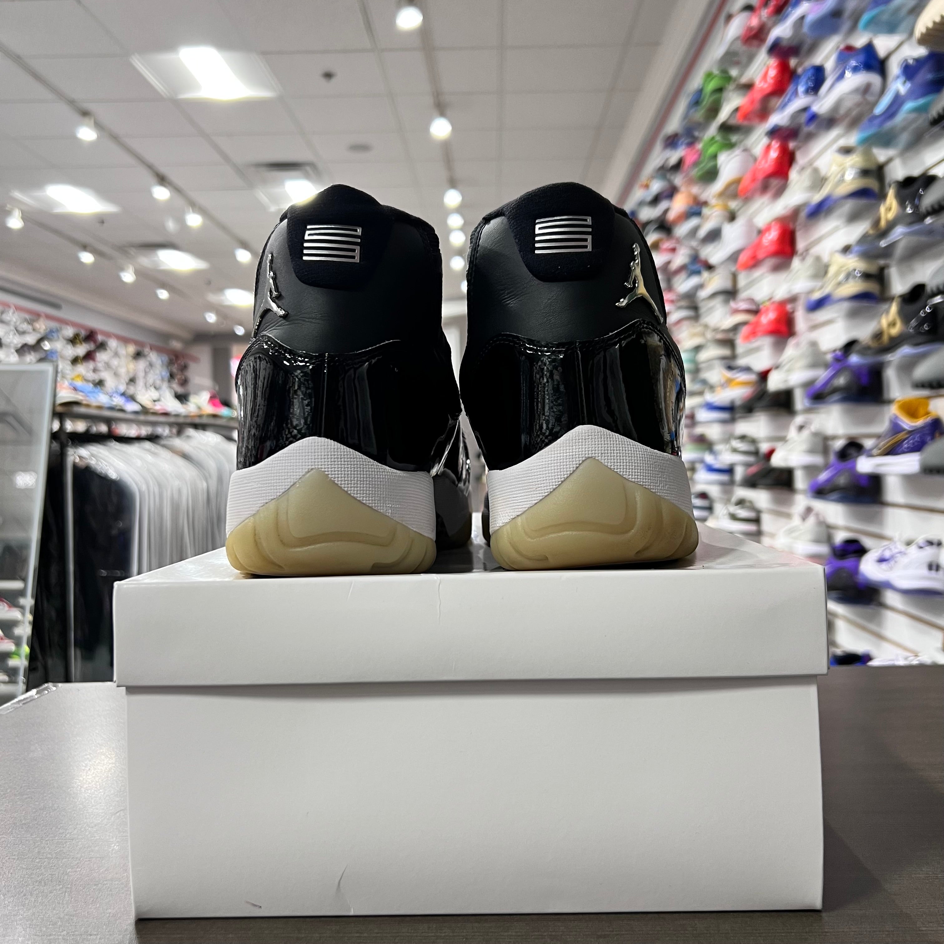 Jordan Retro 11 Mens Jubilee (Lightly Worn+Replacement Box)
