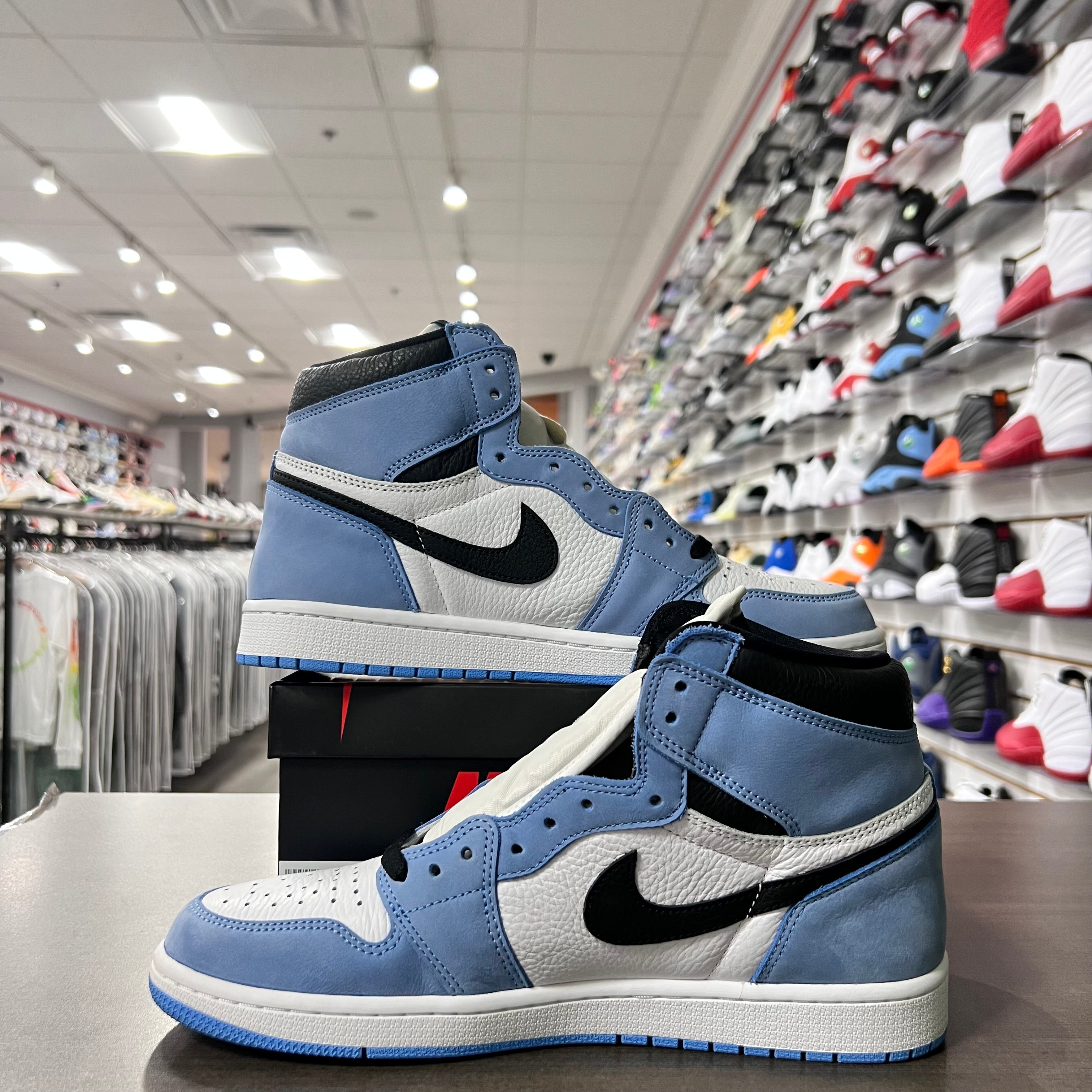 Jordan Retro 1 High Og Mens University Blue (Lightly Worn)