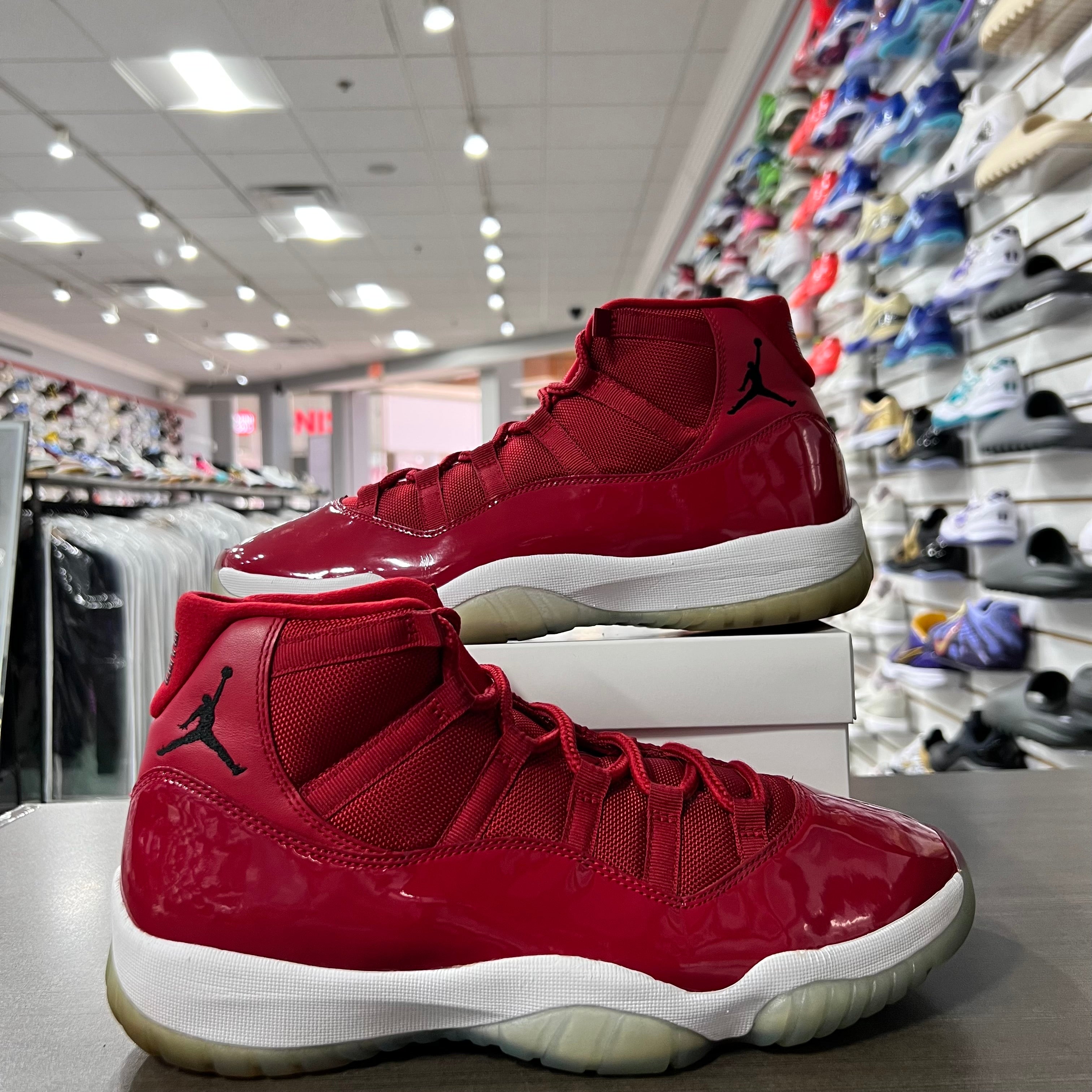 Jordan Retro 11 Mens Win Like 96 (Lightly Worn+Replacement Box)