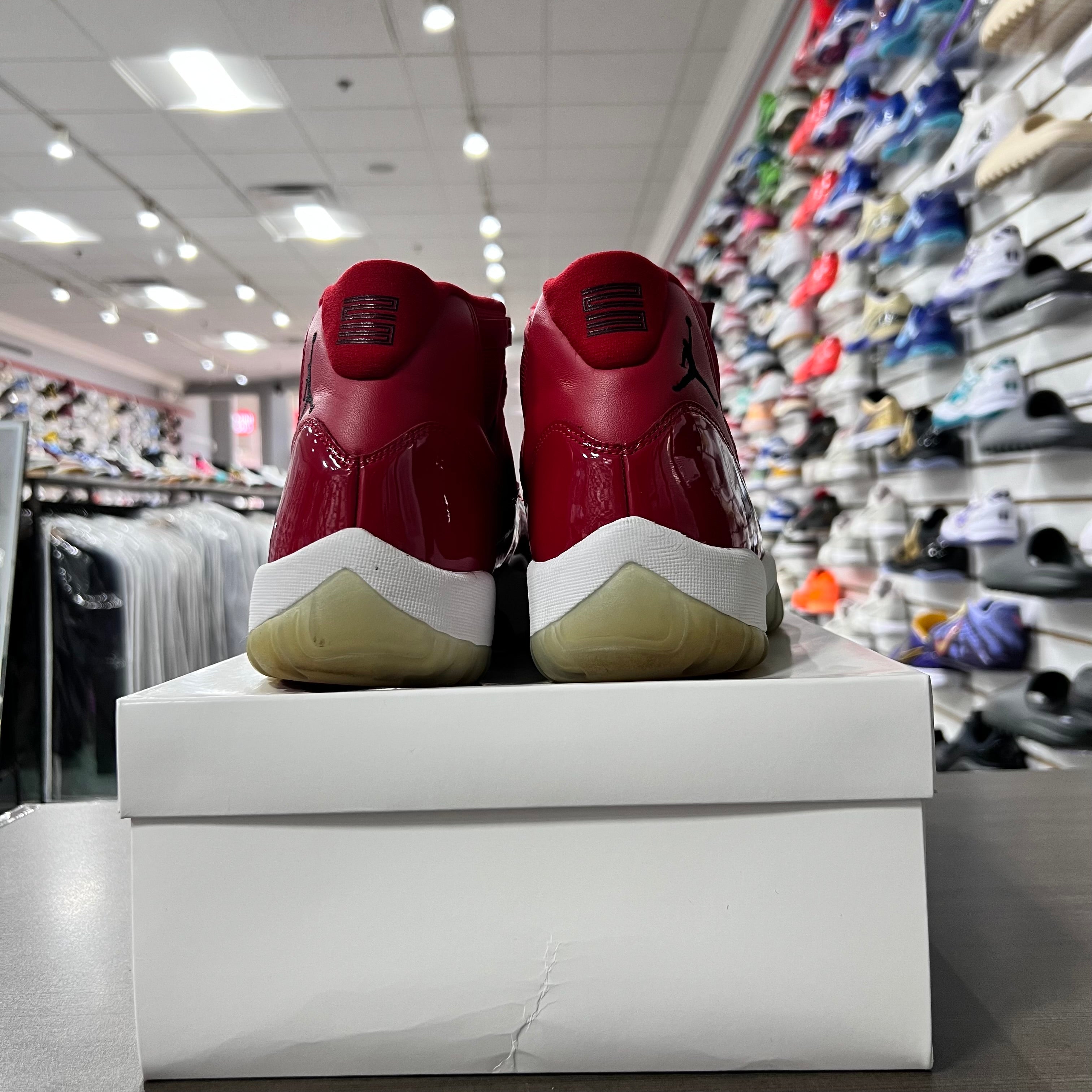 Jordan Retro 11 Mens Win Like 96 (Lightly Worn+Replacement Box)