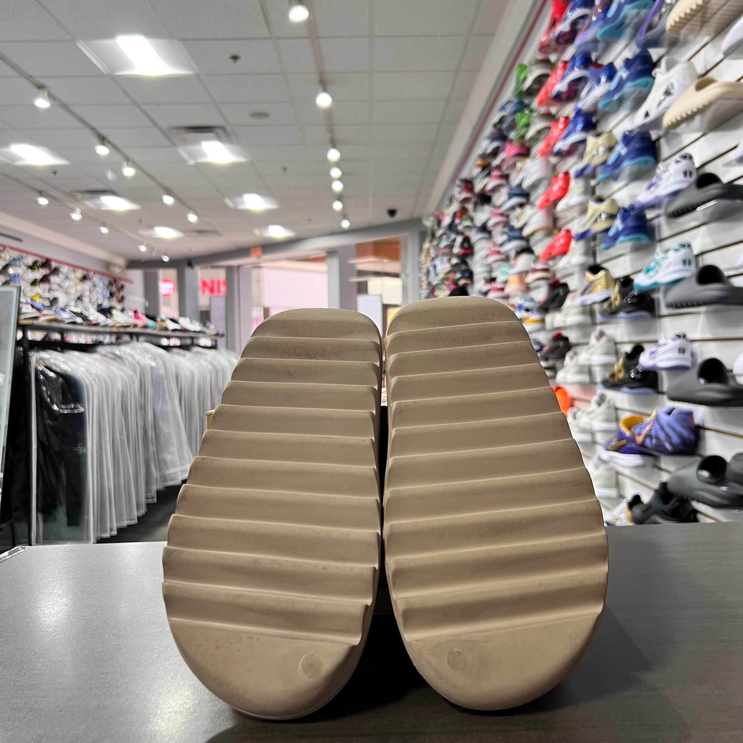 Yeezy Slides Men's Pure (First Release)(Lightly Worn)