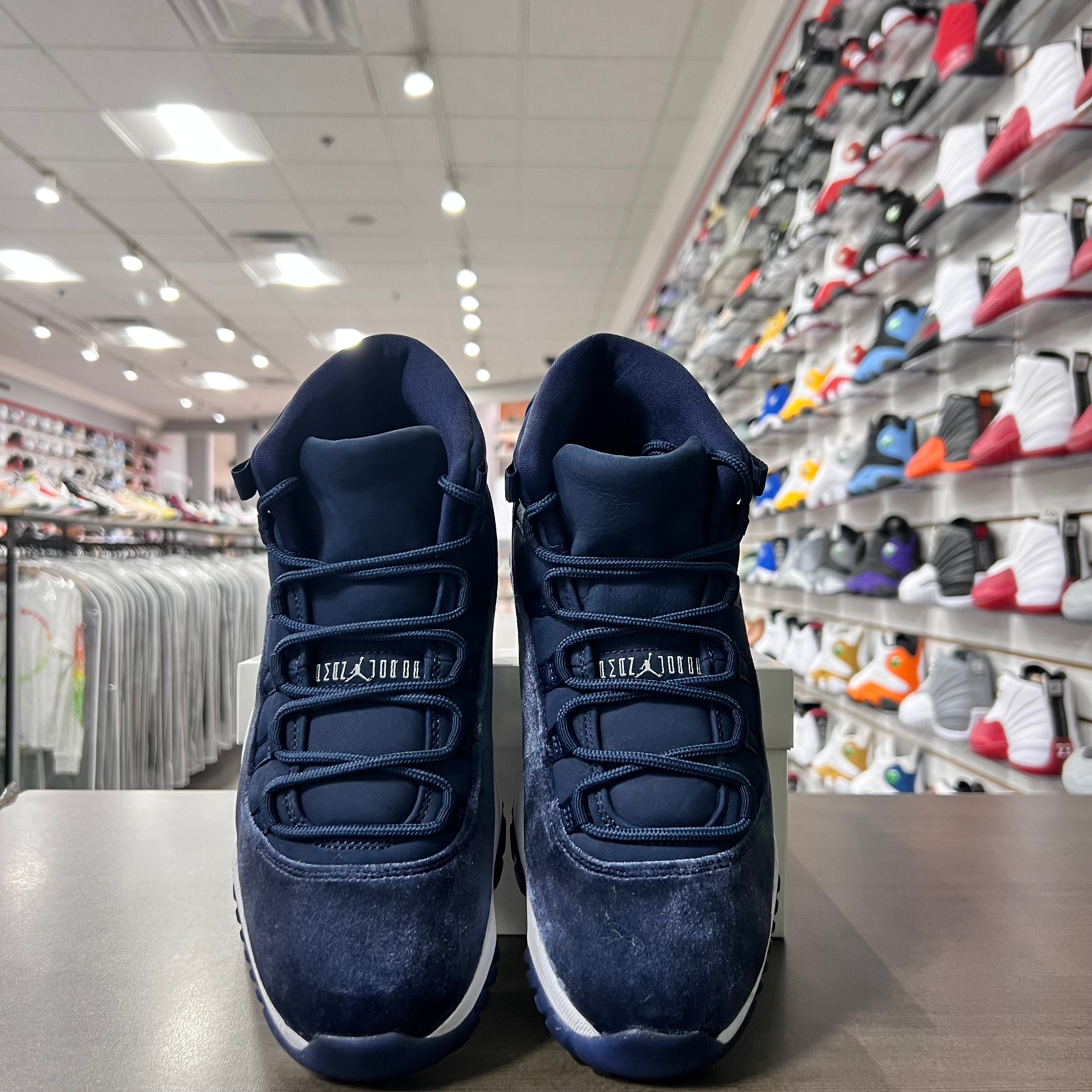 Jordan Retro 11 Womens Midnight Navy (Lightly Worn+Replacement Box)