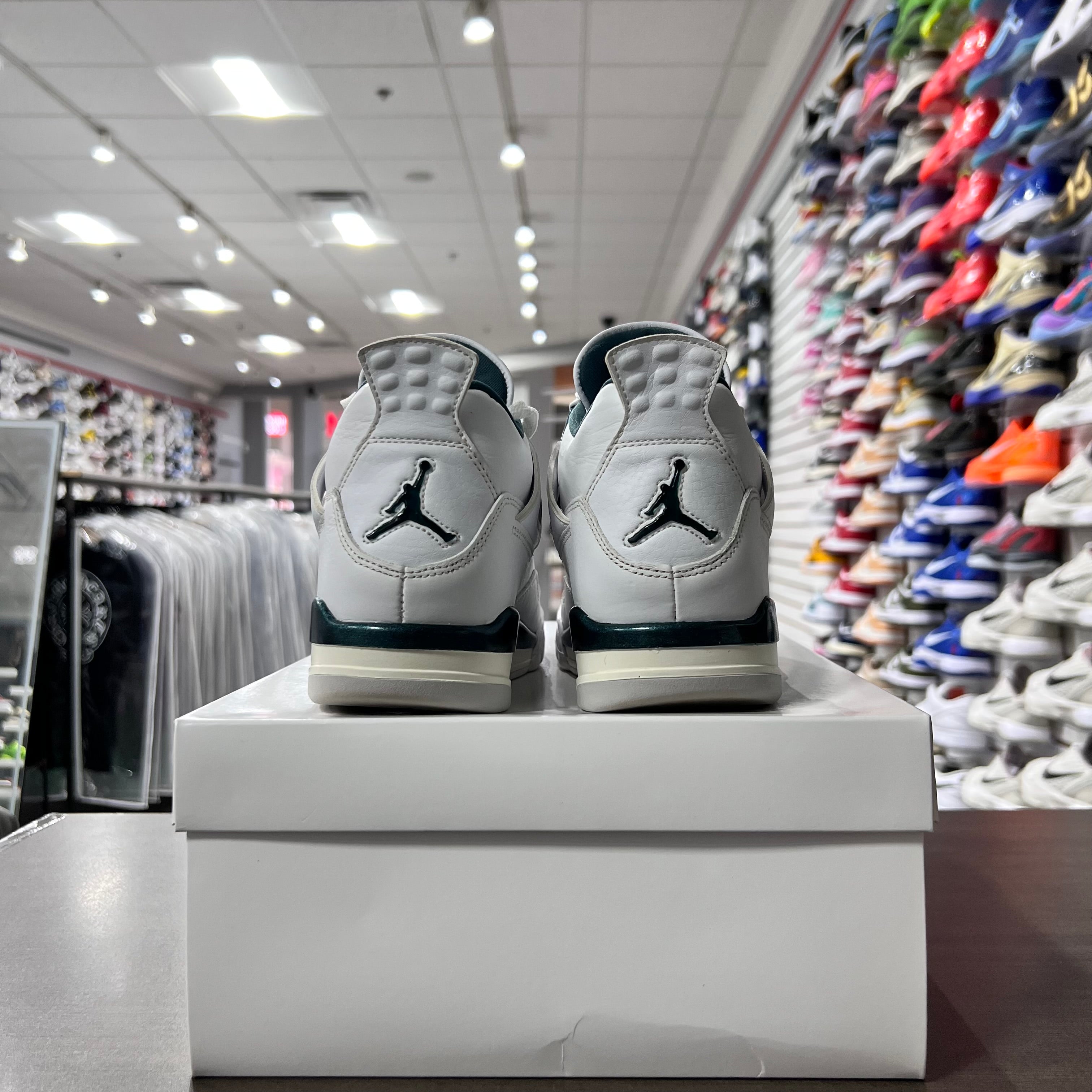 Jordan Retro 4 Gs Oxidized Green (Lightly Worn+Replacement Box)