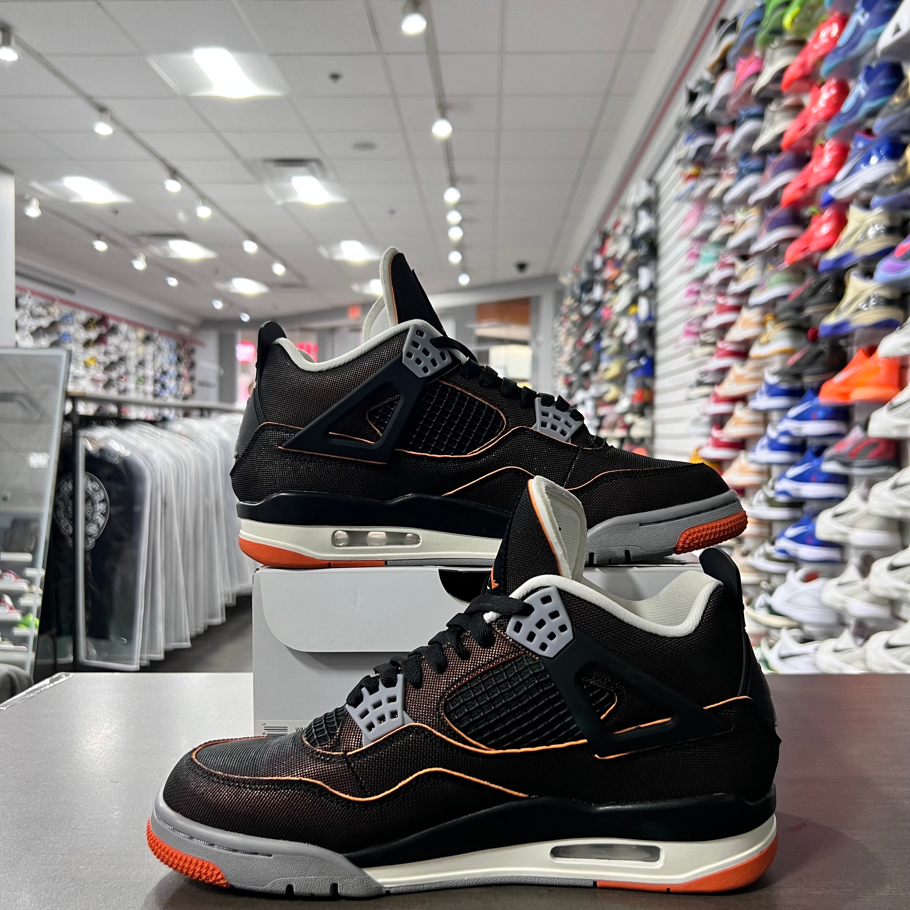 Jordan Retro 4 Womens Starfish (Lightly Worn)