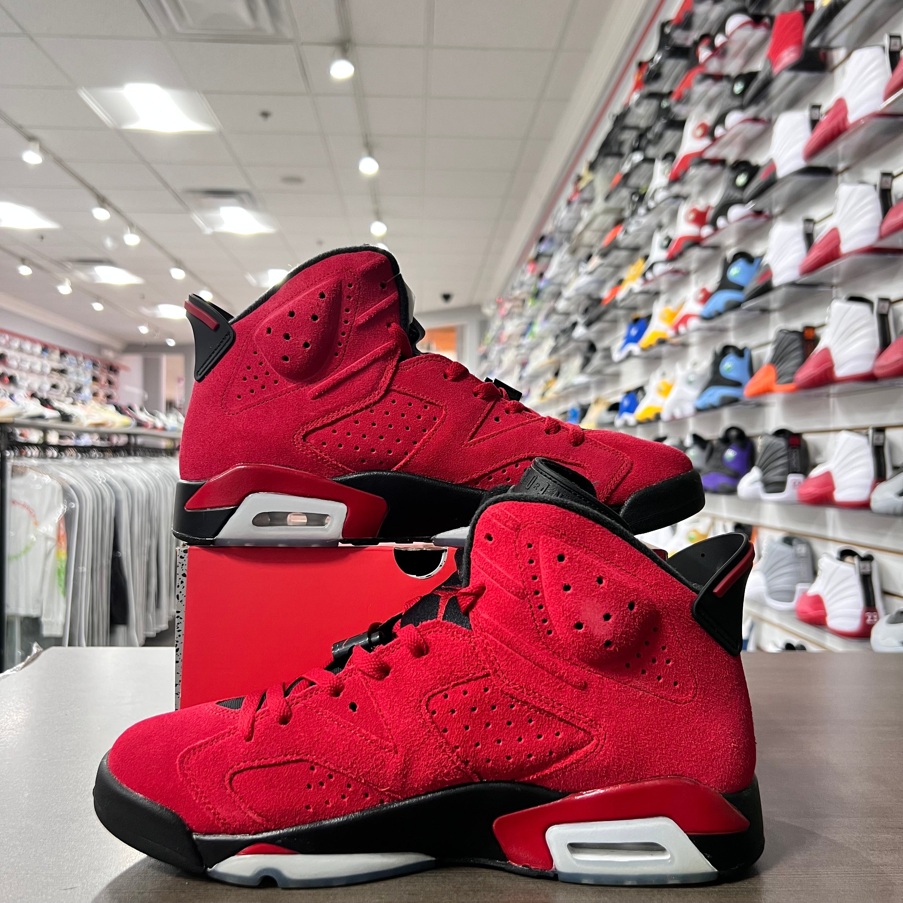 Jordan Retro 6 Mens Toro (Lightly Worn)