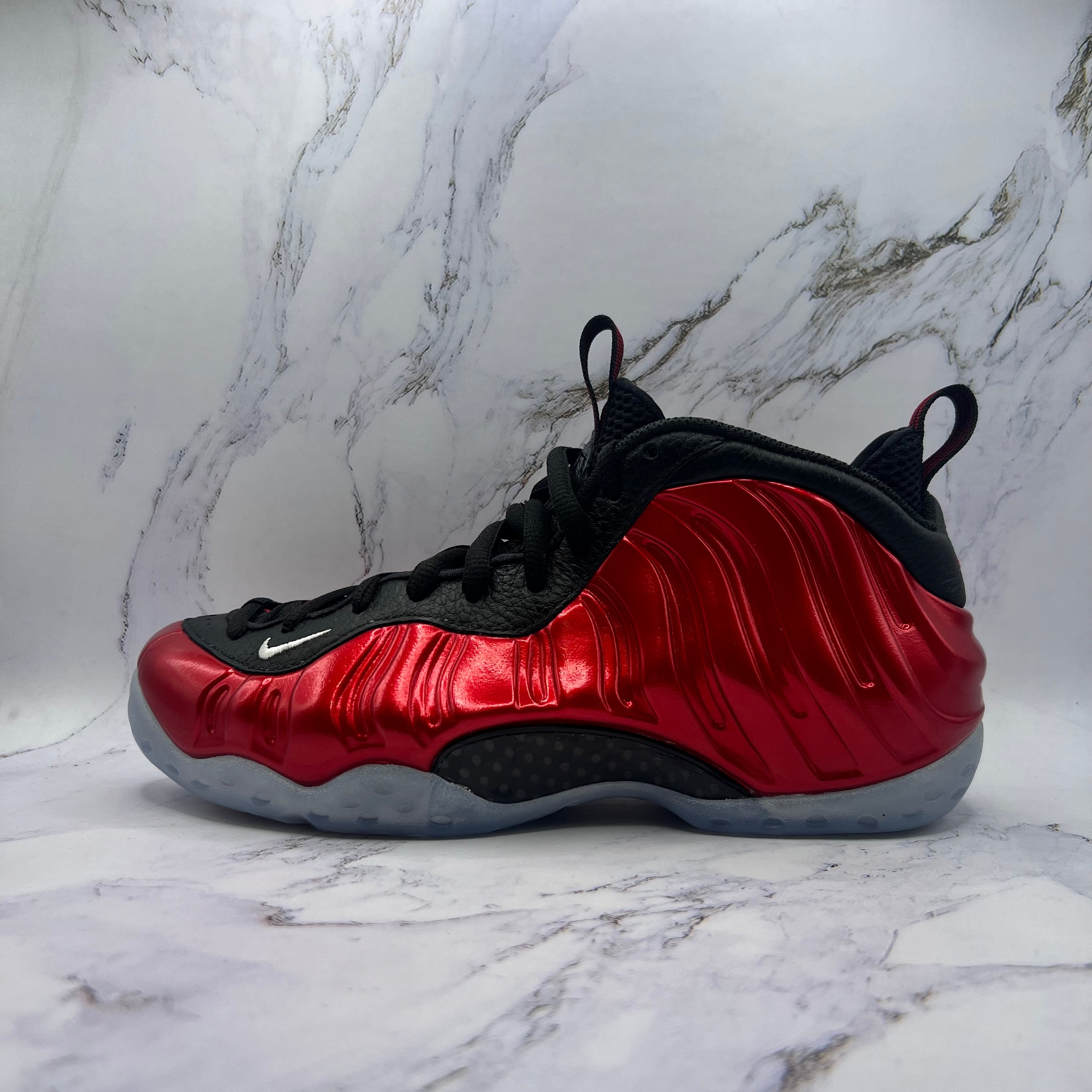 Nike Air Foamposite One Metallic Red