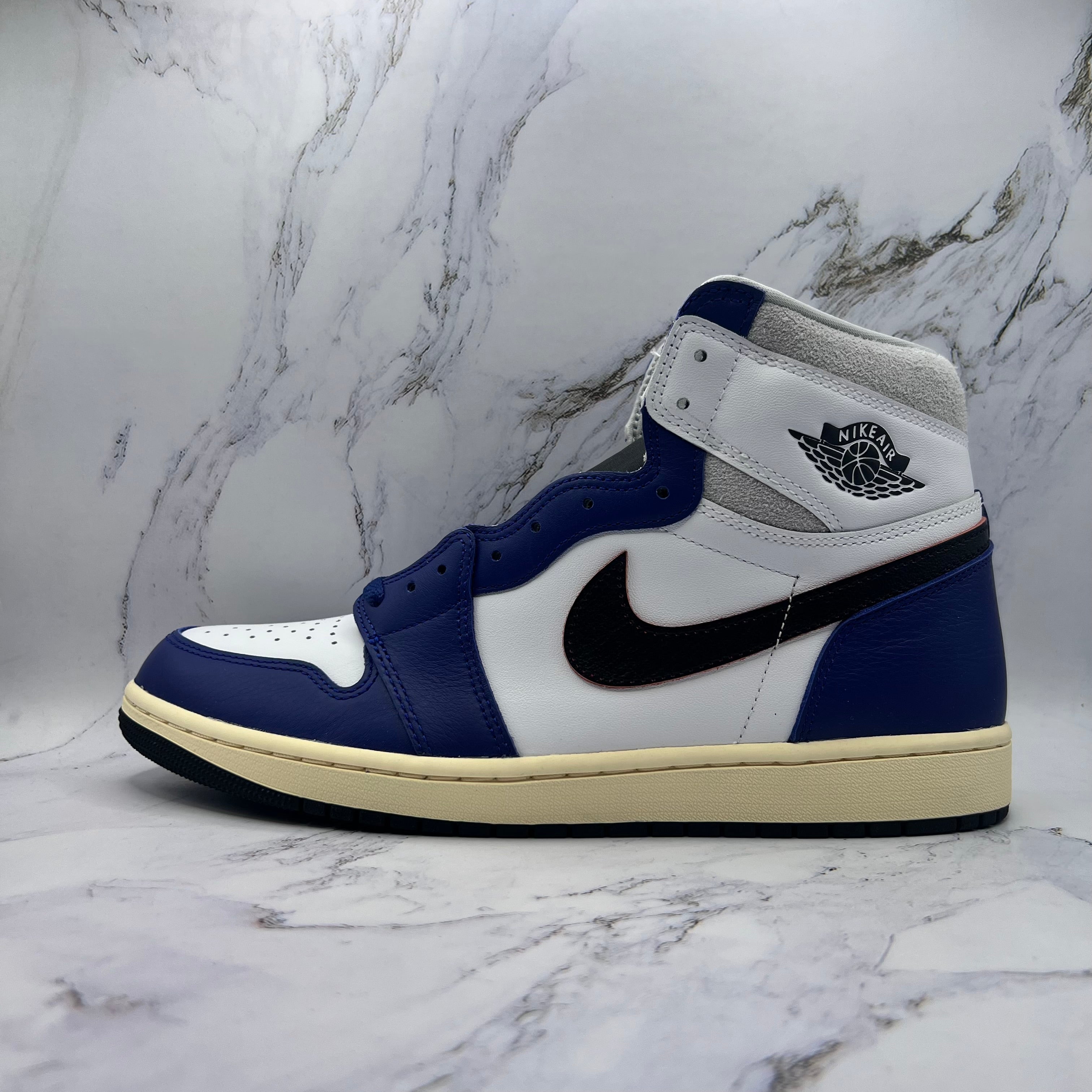 Jordan Retro 1 High Og Mens Rare Air