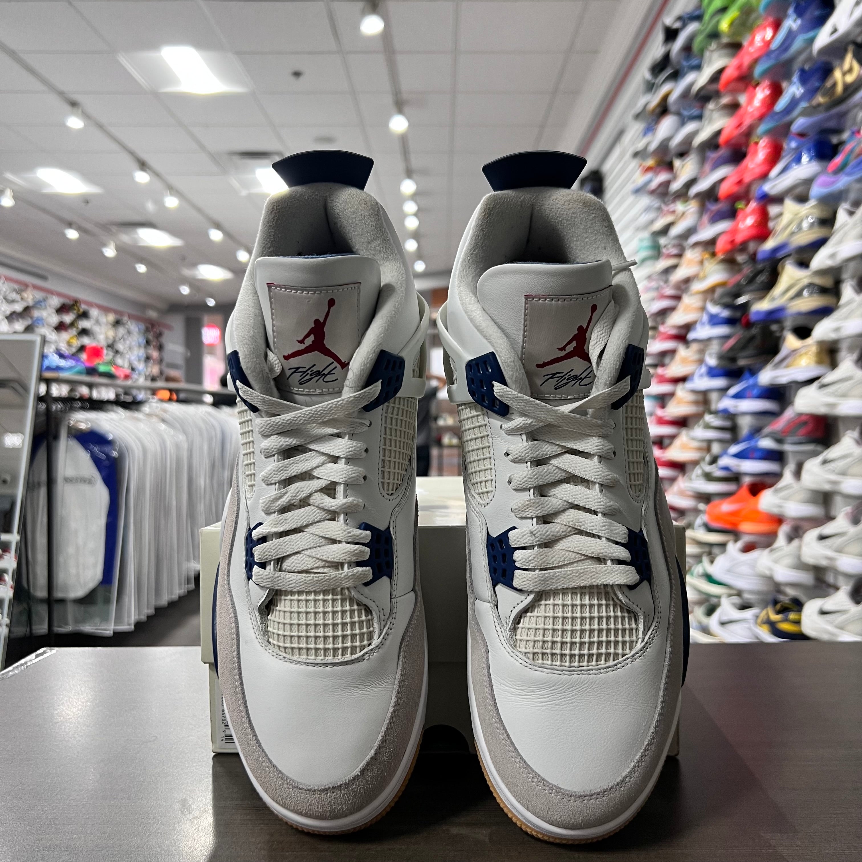 Jordan Retro 4 Mens SB Navy (Lightly Worn)
