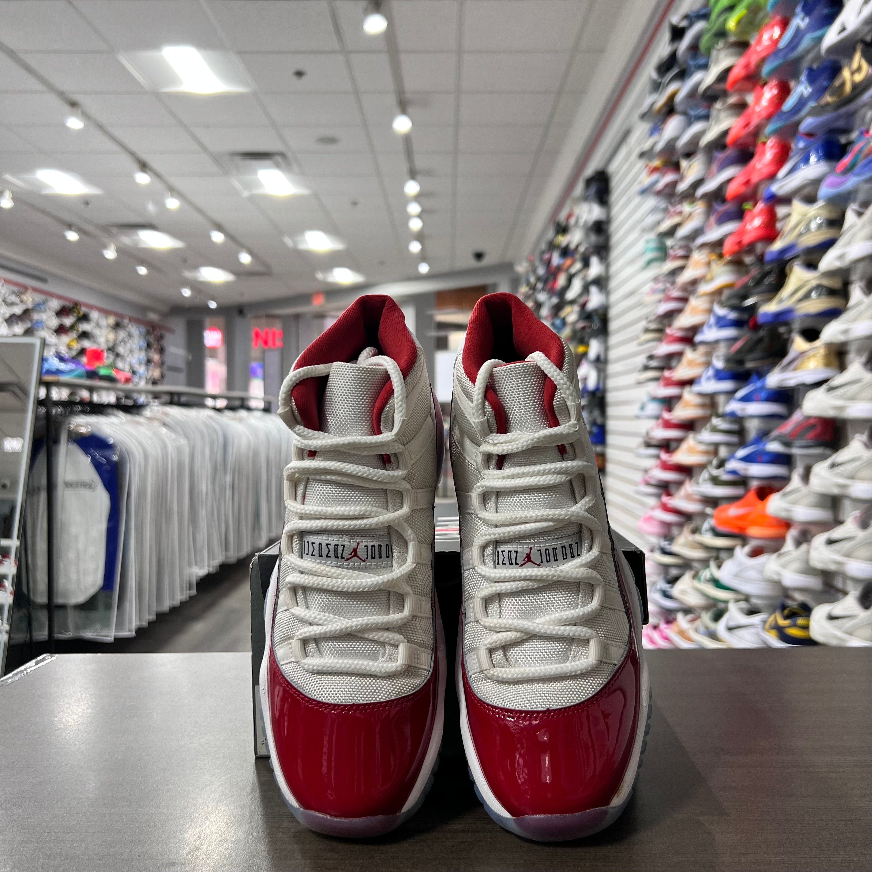 Jordan Retro 11 GS Cherry (Lightly Worn)