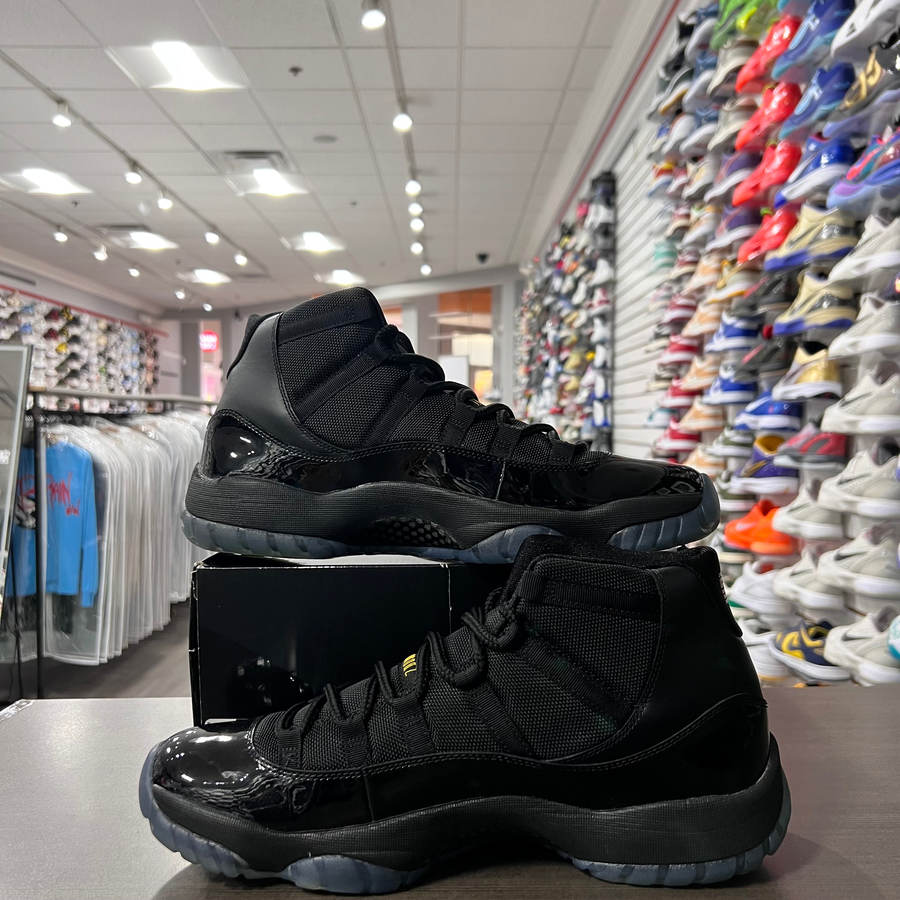 Jordan Retro 11 Men's Gamma (2014)(Lightly Worn)