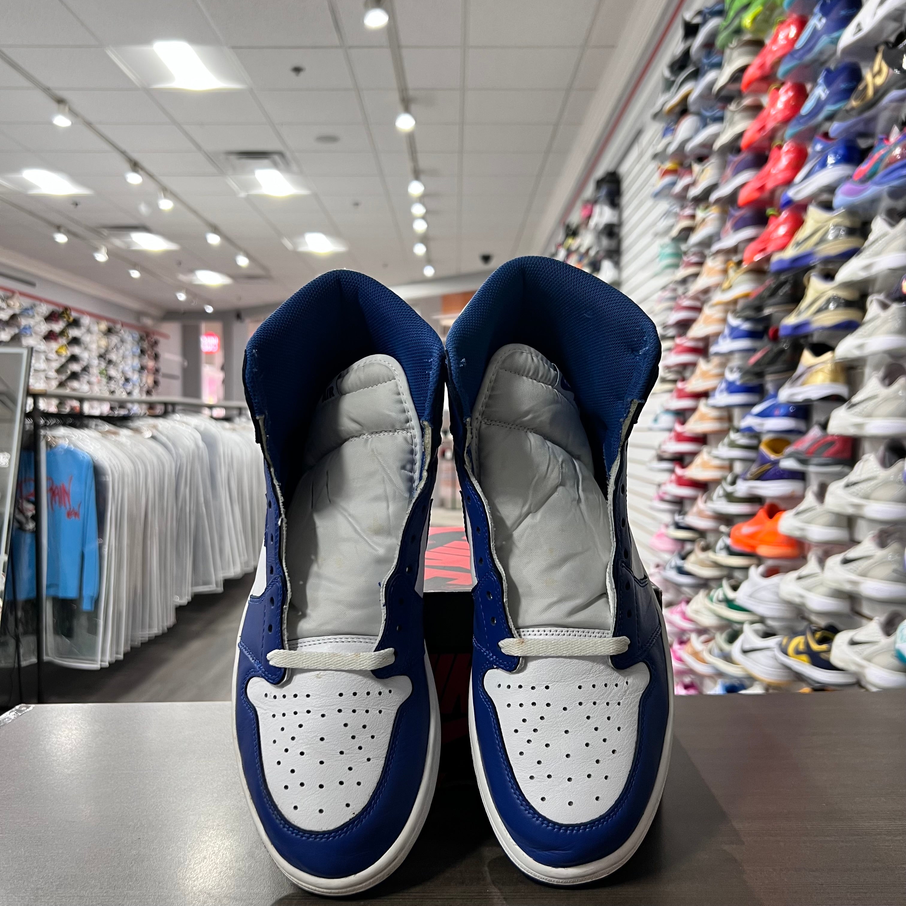 Jordan Retro 1 High Og Men's Storm Blue (Lightly Worn)